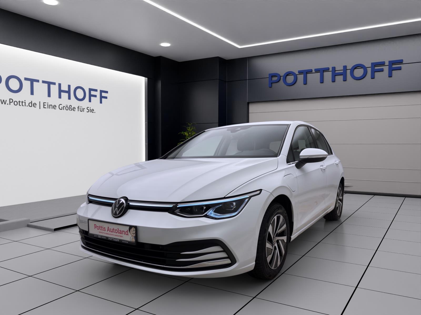 Volkswagen Golf 1.4 TSI eHybrid DSG STYLE ACC PDC LED+ NAVI