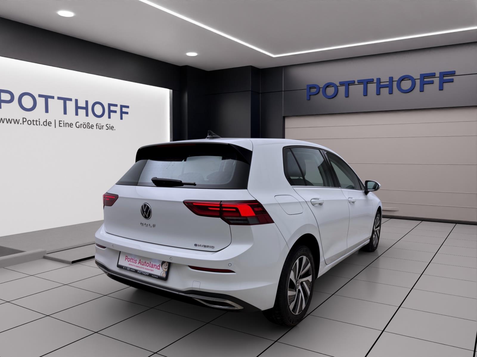 Volkswagen Golf 1.4 TSI eHybrid DSG STYLE ACC PDC LED+ NAVI