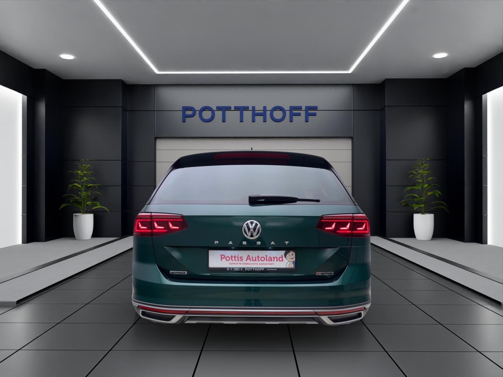 Volkswagen Passat Variant 2.0 TDI DSG Alltrack 4Motion Standhzg Pano AHK PDC Kamera IQ.Light