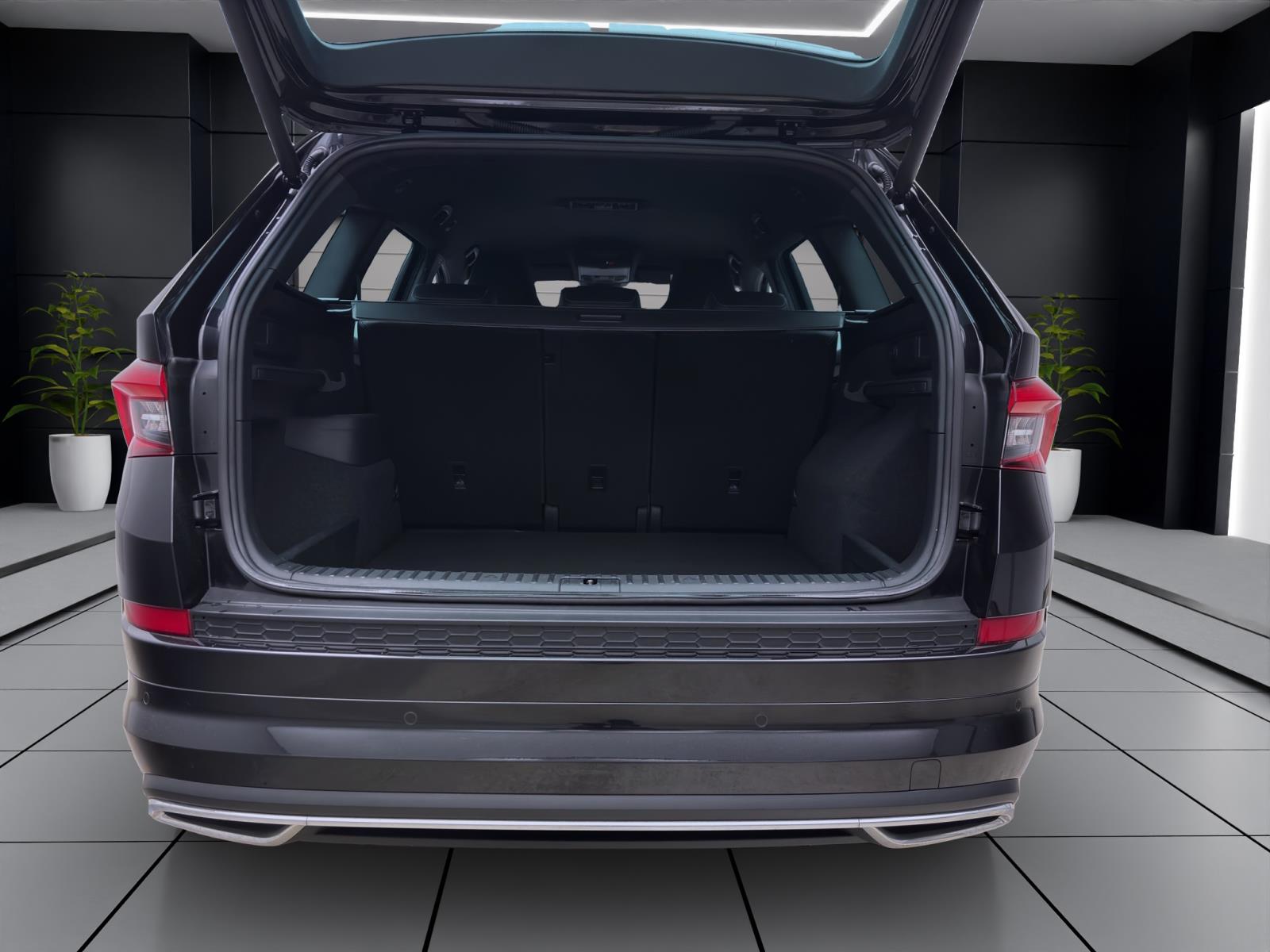 Skoda Kodiaq 1.5 TSI DSG Sportline PDC Kamera LED Navi Sitzhzg Canton