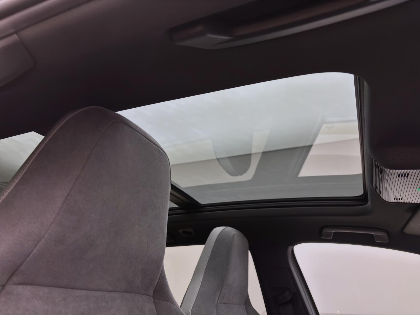 Volkswagen Golf Variant 1.5 eTSI DSG R-LINE BLACK STYLE PANO NAVI