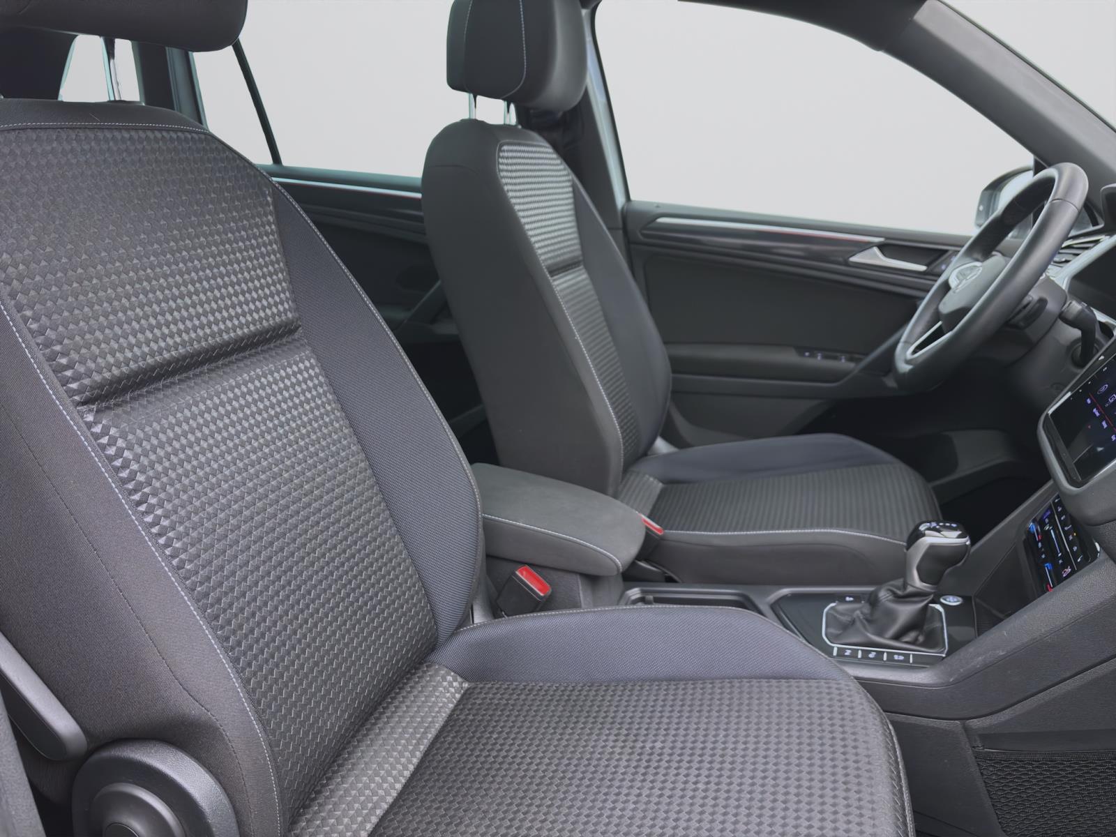 Volkswagen Tiguan 2.0 TDI DSG United Pano ACC PDC Matrix Navi Sitzhzg HUD