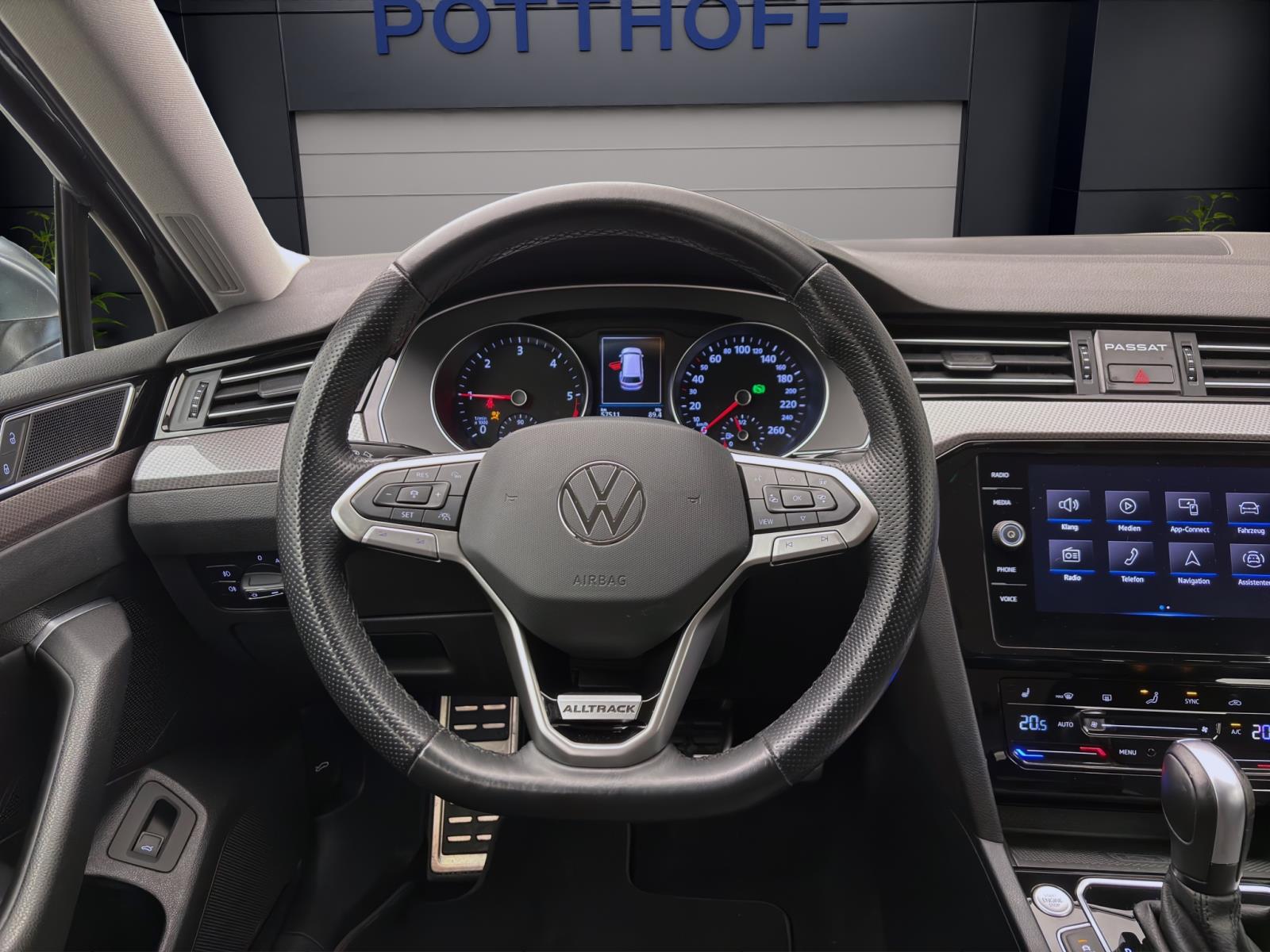 Volkswagen Passat Alltrack 2.0 TDI DSG 4M NAVI ACC KAMERA IQ.LIGHT