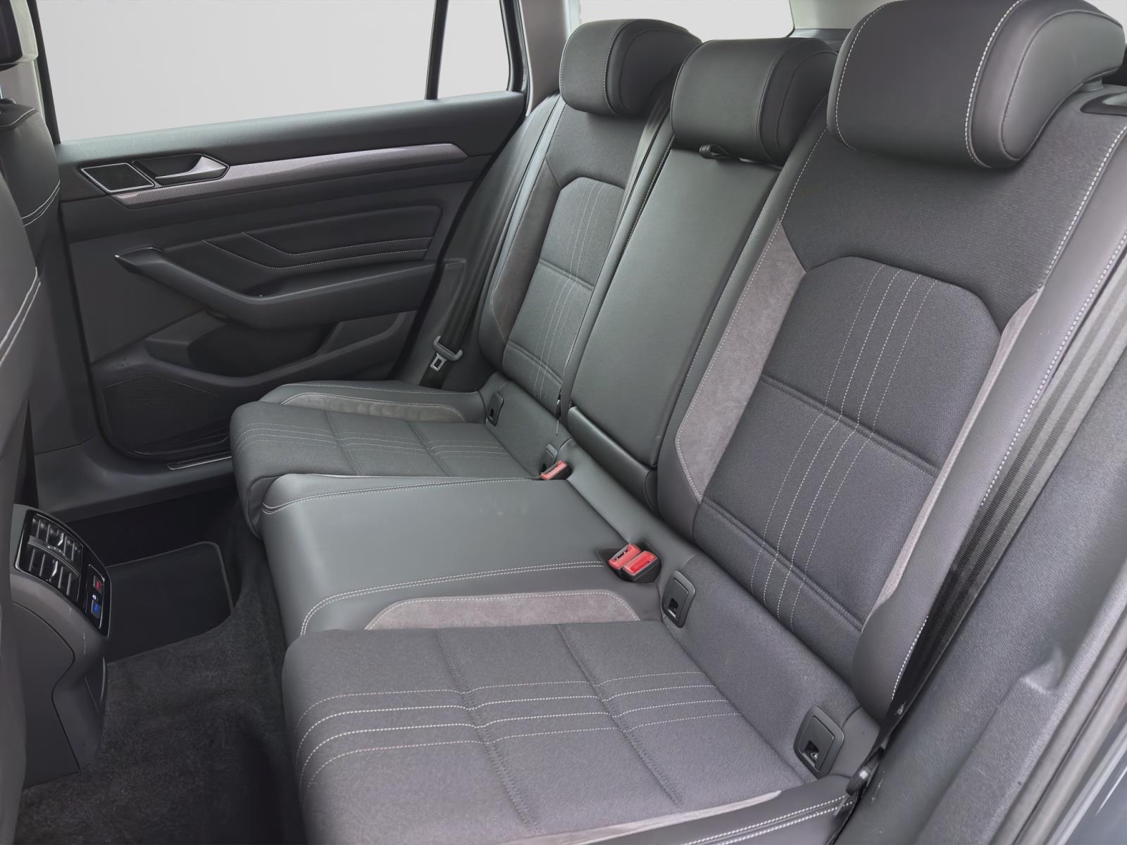 Volkswagen Passat Alltrack 2.0 TDI DSG 4M NAVI ACC KAMERA IQ.LIGHT