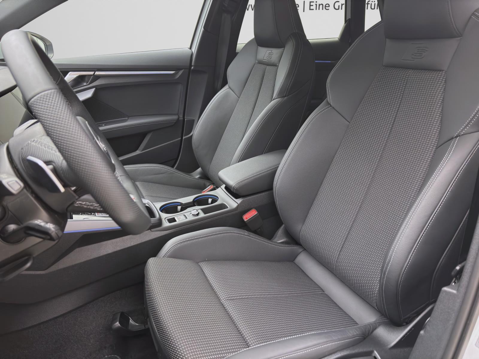 Audi A3 Sportback 35 TDI S LINE BLACK AHK NAVI ACC KAMERA