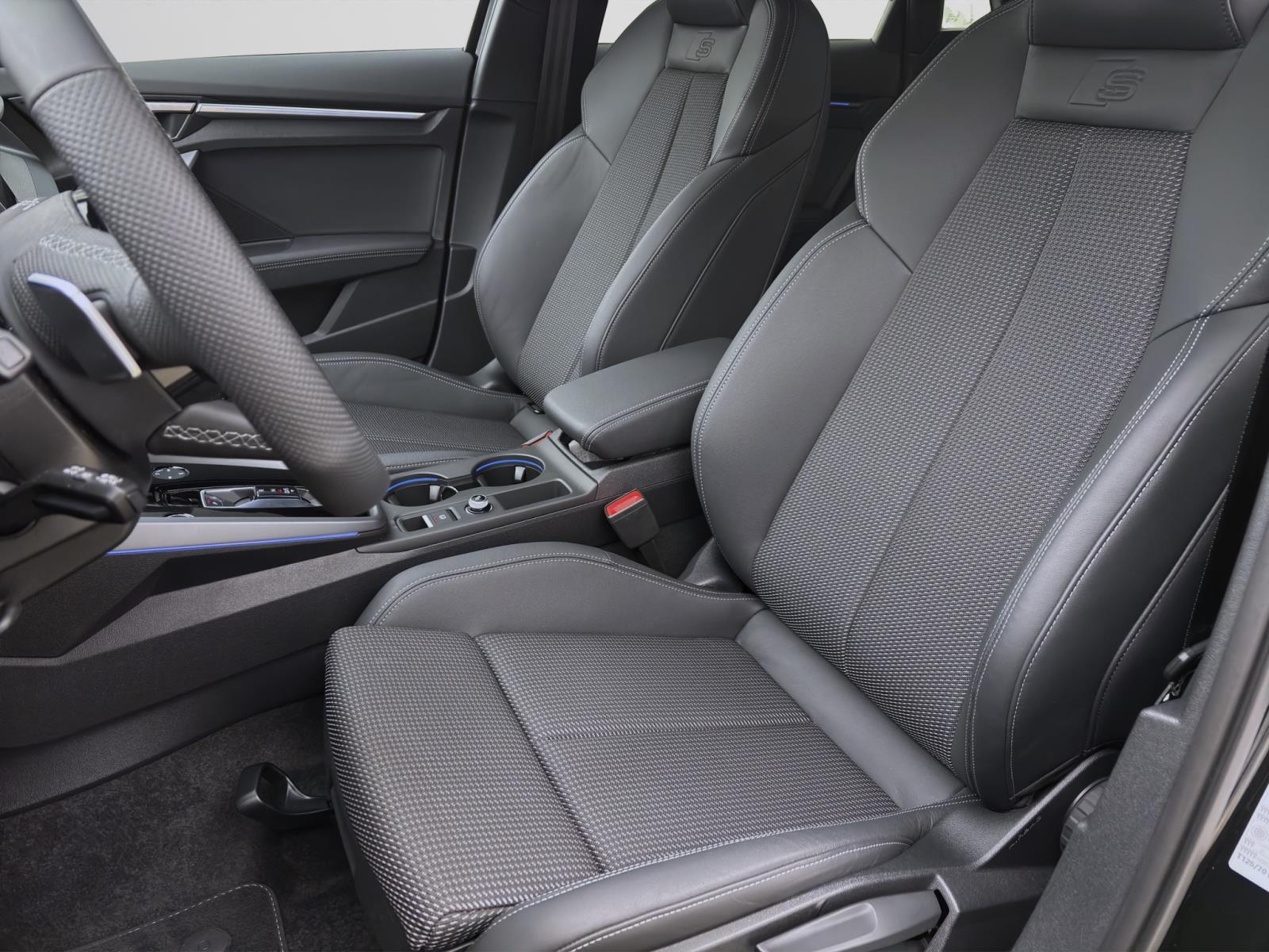 Audi A3 Sportback 35 TDI S LINE BLACK AHK NAVI ACC KAMERA