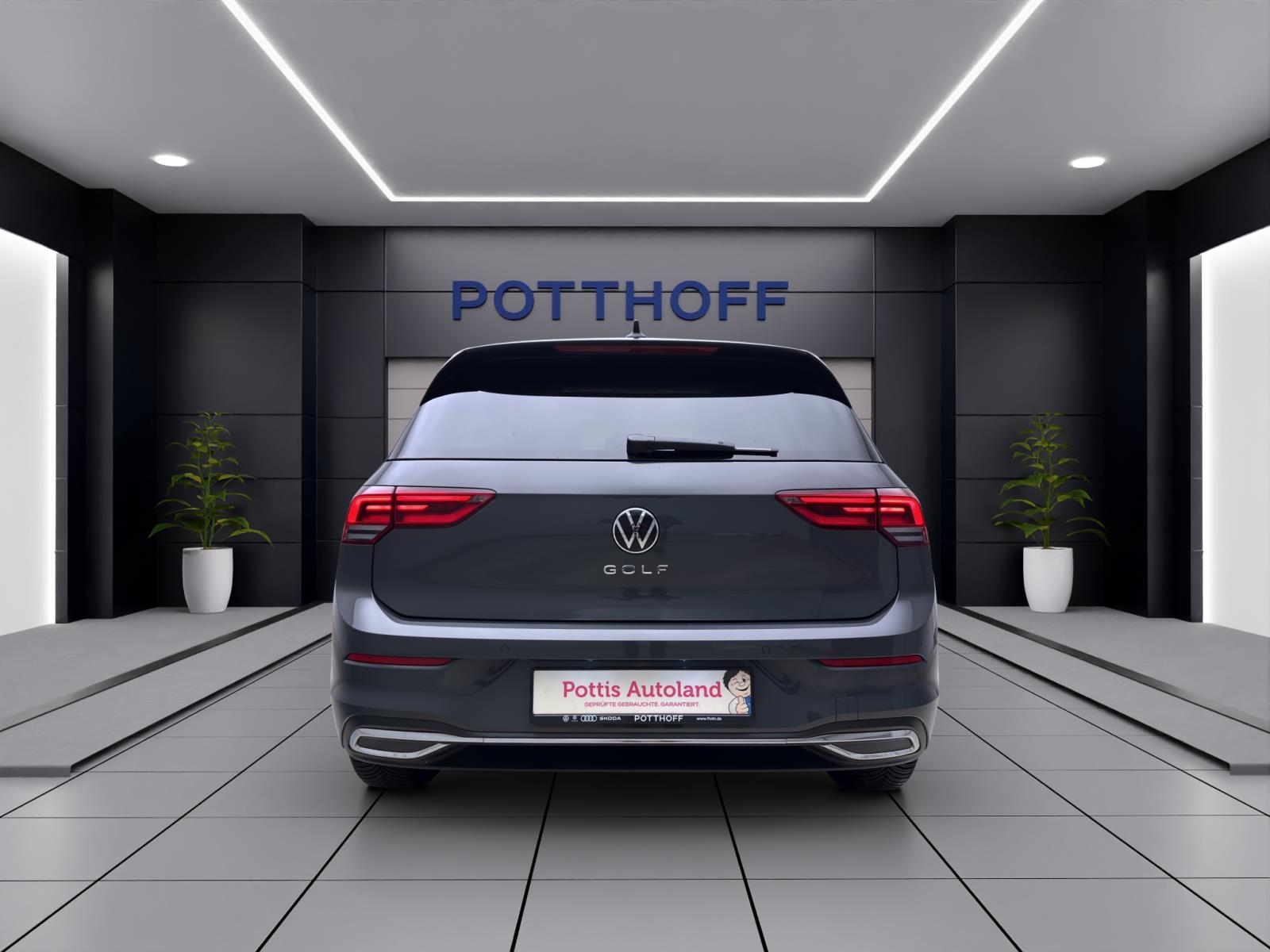 Volkswagen Golf 8 2.0 TDI DSG Move AHK ACC PDC Kamera LED Navi