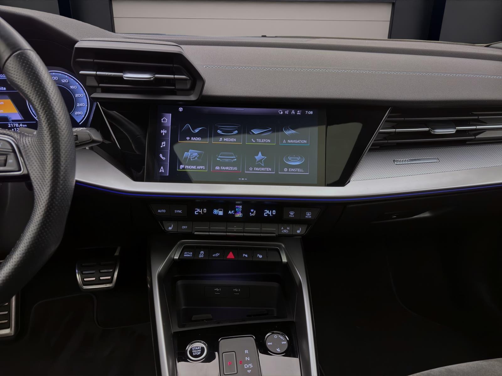 Audi A3 Sportback 45 TFSI e S LINE PANO NAVI MATRIX KAMERA B&O Navi