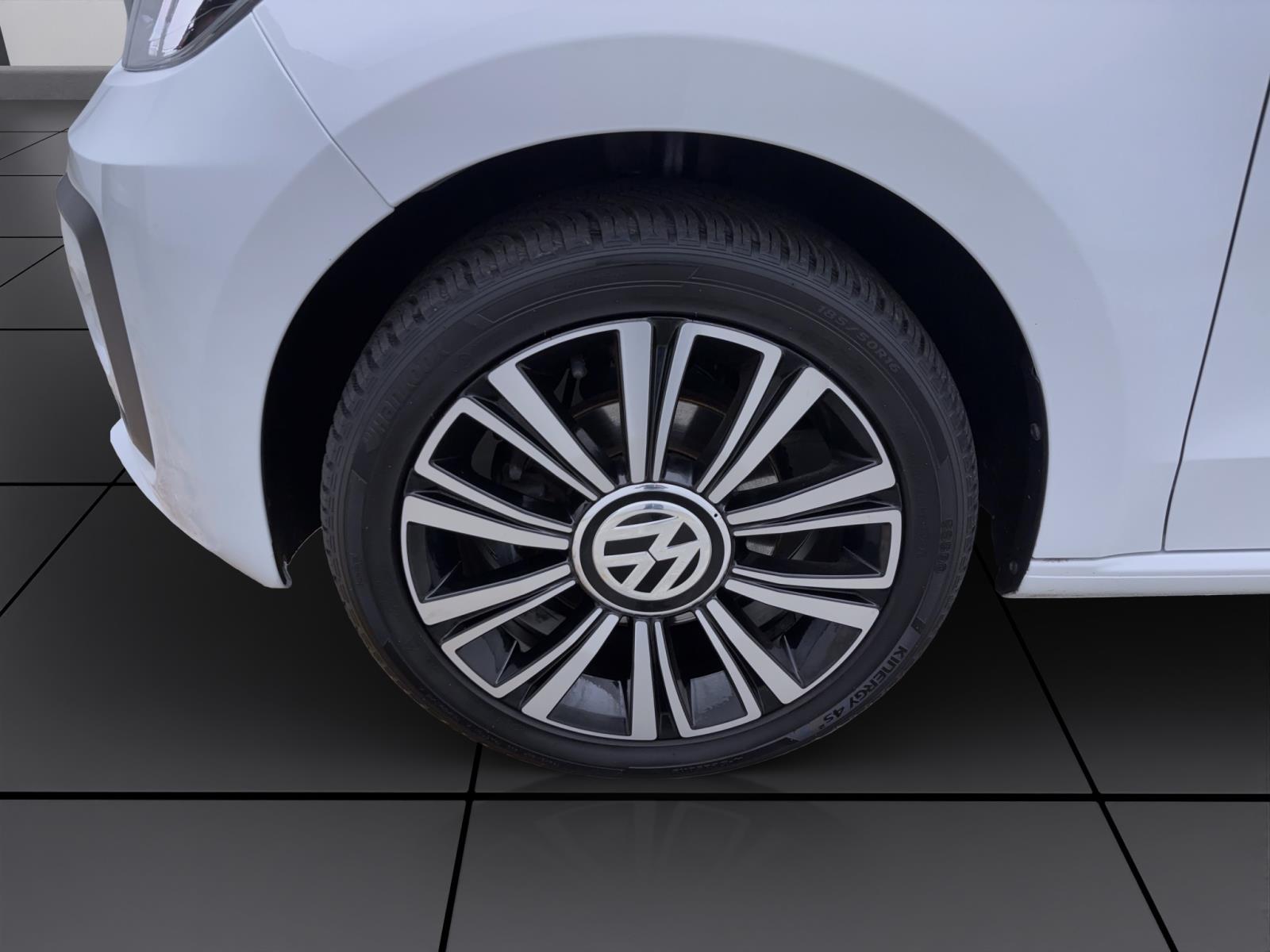 Volkswagen up! 1.0 MPI IQ.Drive PDC Maps&More Winter Klima