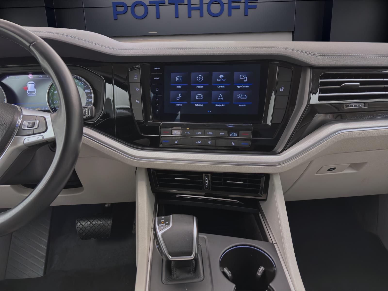 Volkswagen Touareg 3.0 TDI V6 Tiptronic 4M LUFT AHK NAVI KAMERA LED