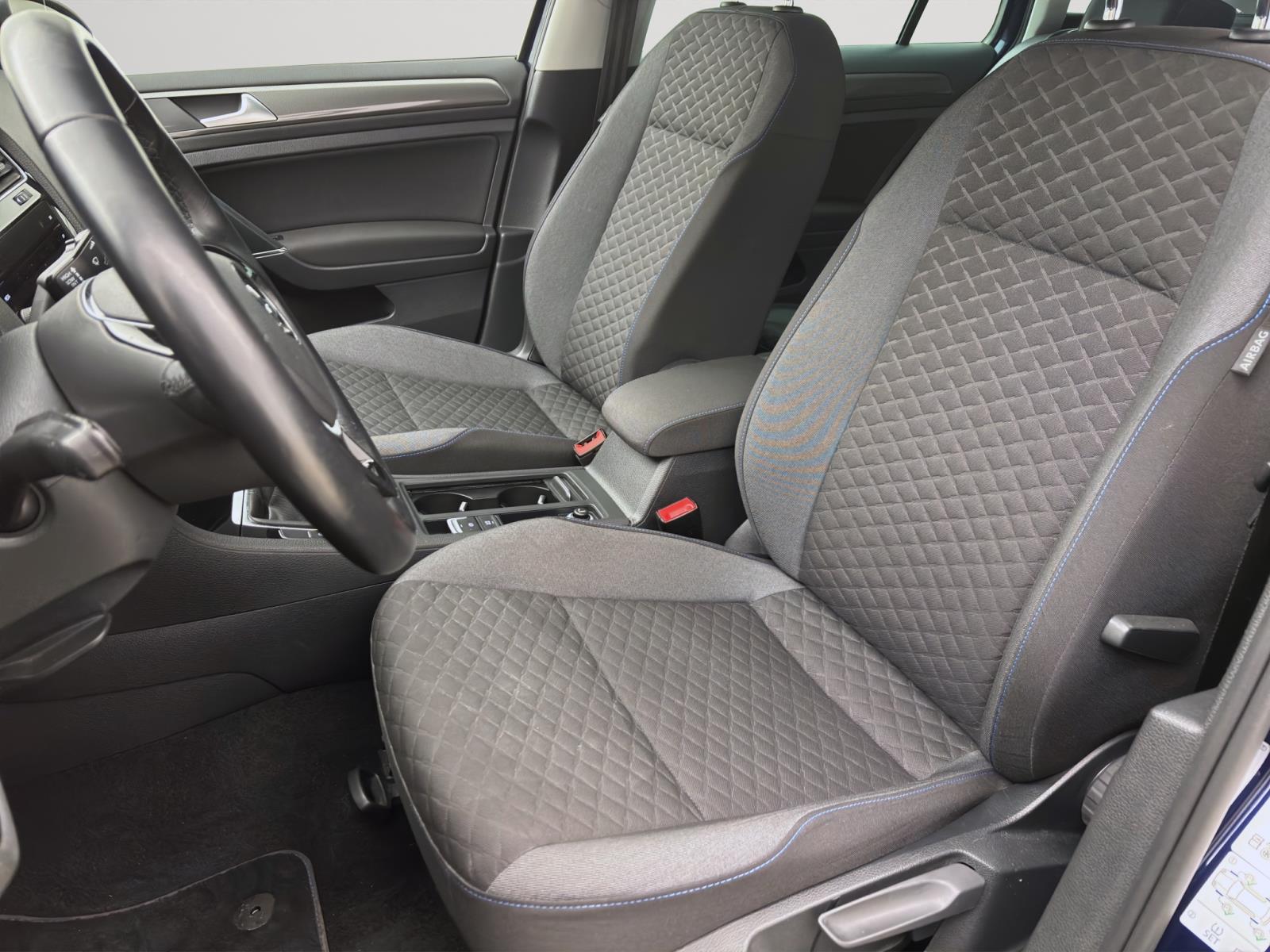 Volkswagen Golf Variant 7 VII 1.6 TDI Join AHK PDC Navi Sitzhzg LightAssist