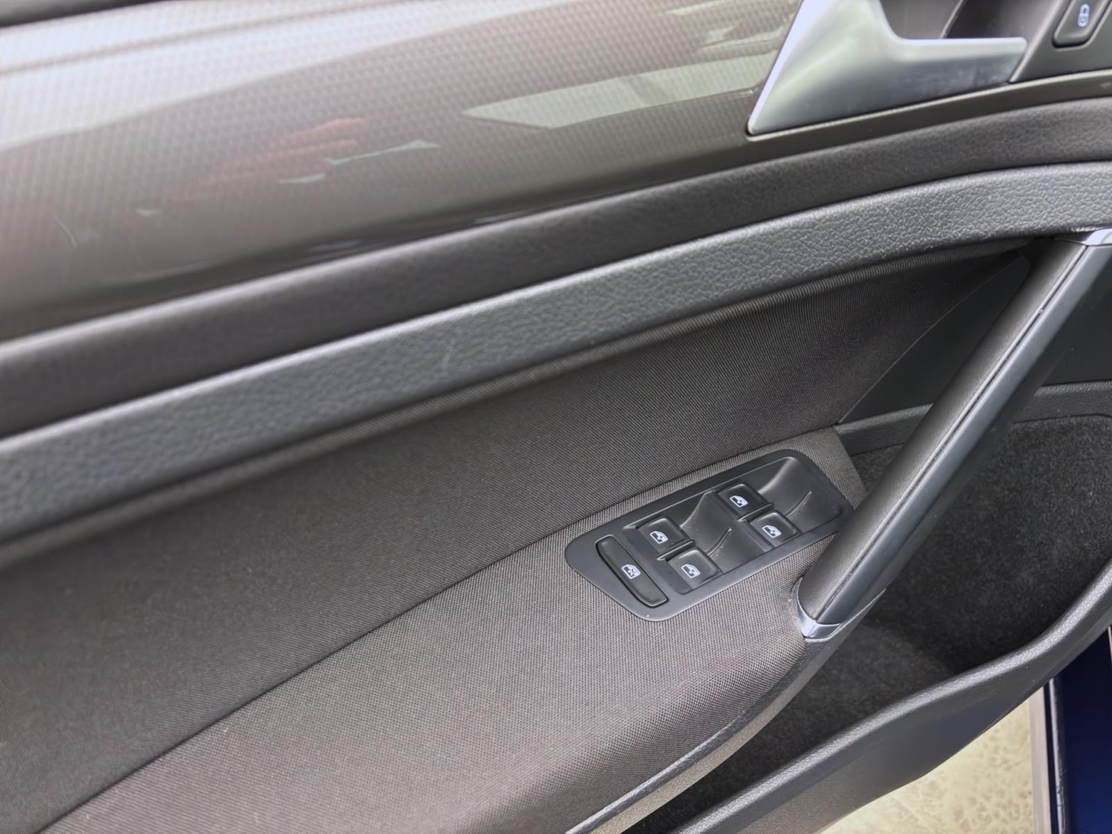 Volkswagen Golf Variant 7 VII 1.6 TDI Join AHK PDC Navi Sitzhzg LightAssist