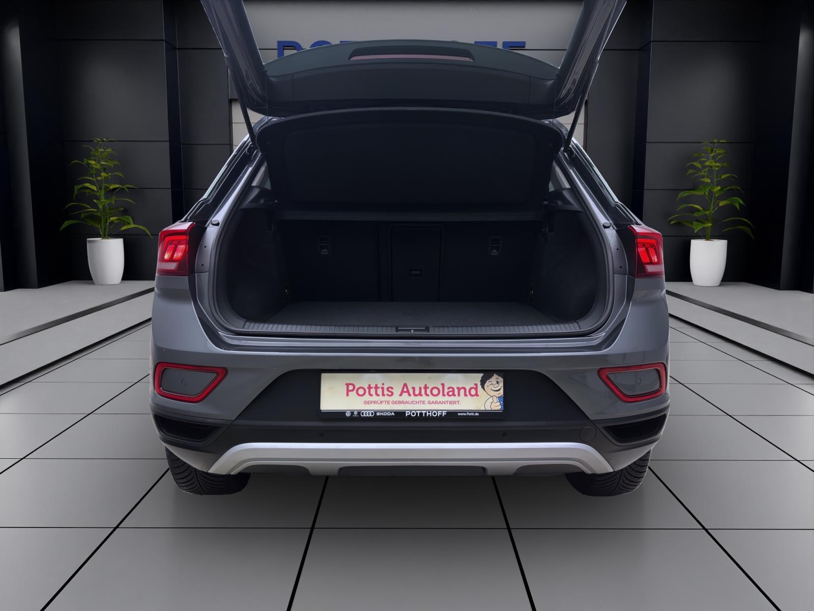 Bild 3: Volkswagen T-Roc 1.5 TSI DSG GOAL AHK KAMERA PDC NAVI