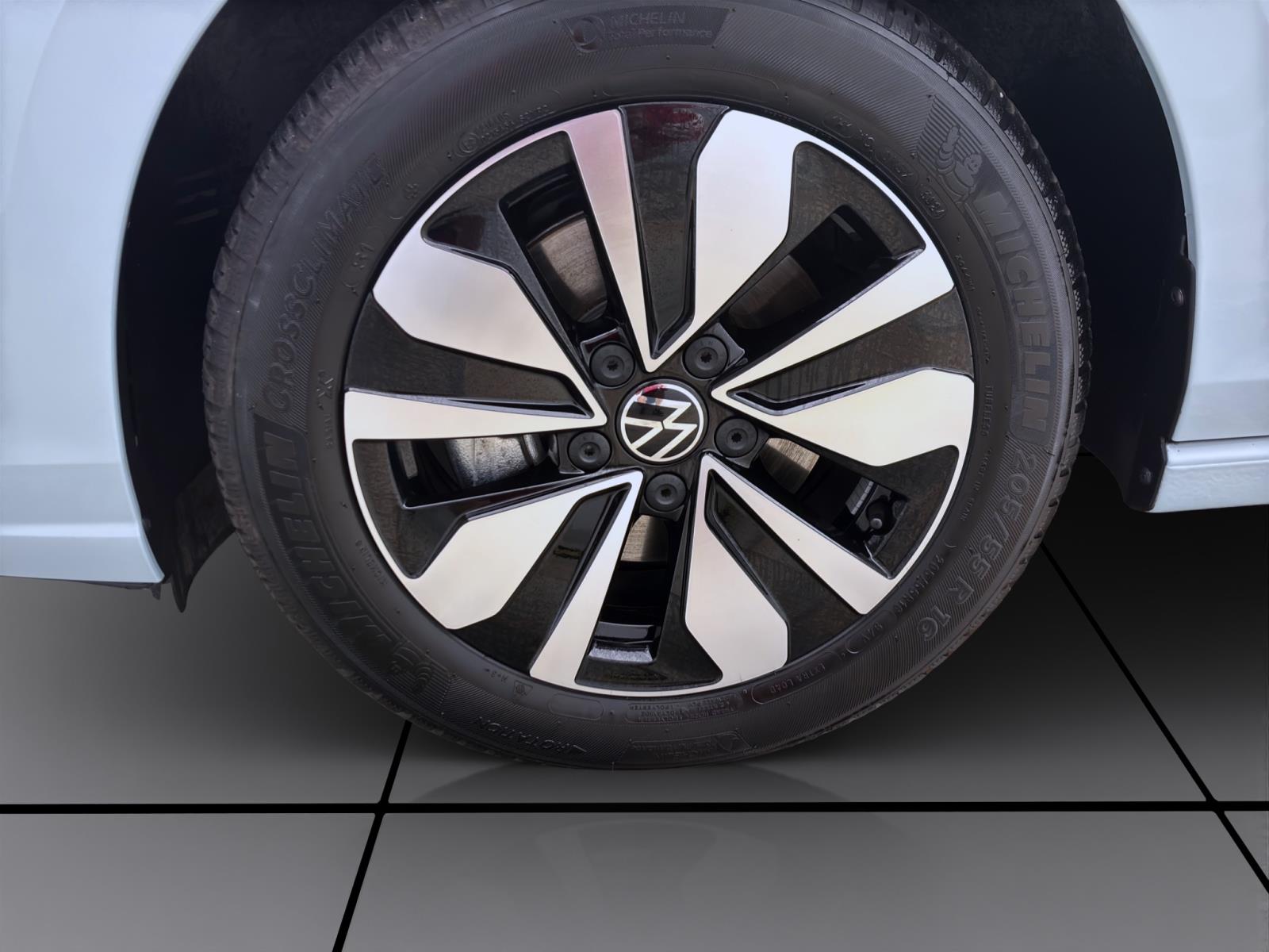 Bild 7: Volkswagen Golf 1.5 eTSI DSG GOAL NAVI ACC SITZHZG KAMERA