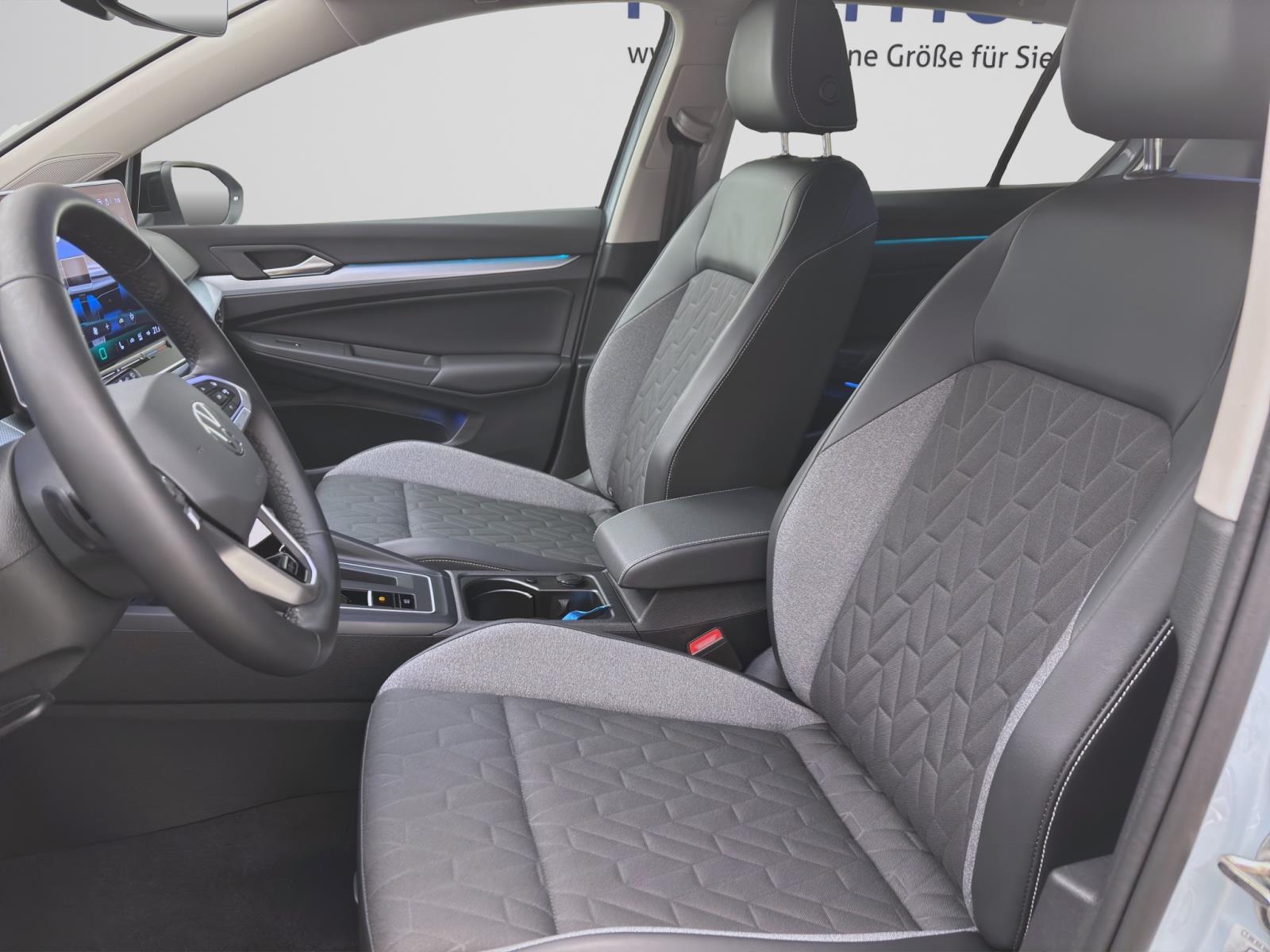 Bild 8: Volkswagen Golf 1.5 eTSI DSG GOAL NAVI ACC SITZHZG KAMERA