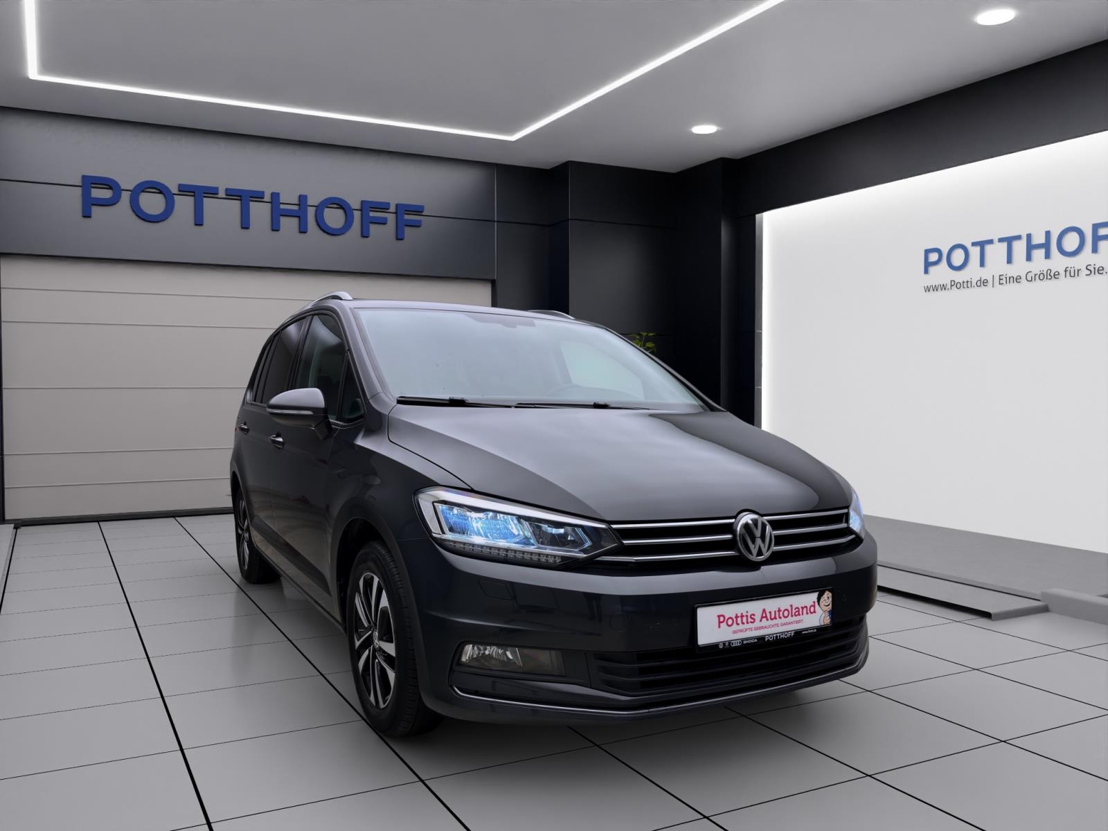 Volkswagen Touran 2.0 TDI DSG UNITED NAVI ACC PDC LED