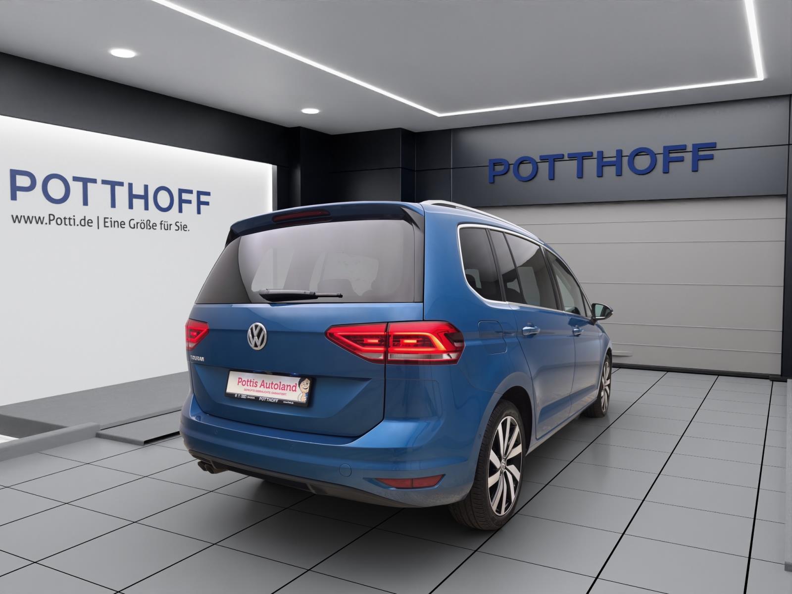 Volkswagen Touran 2.0 TDI DSG Highline AHK ACC Kamera LED Navi Sitzhzg