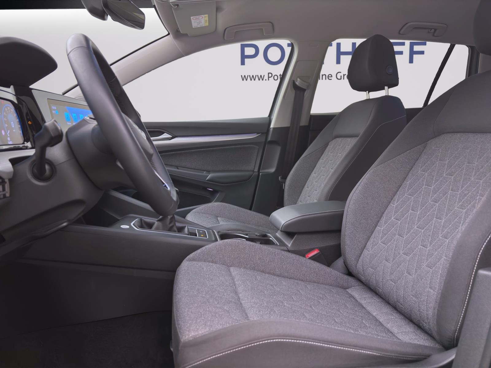Volkswagen Golf Variant 1.0 TSI MOVE STANDHZG NAVI ACC LED