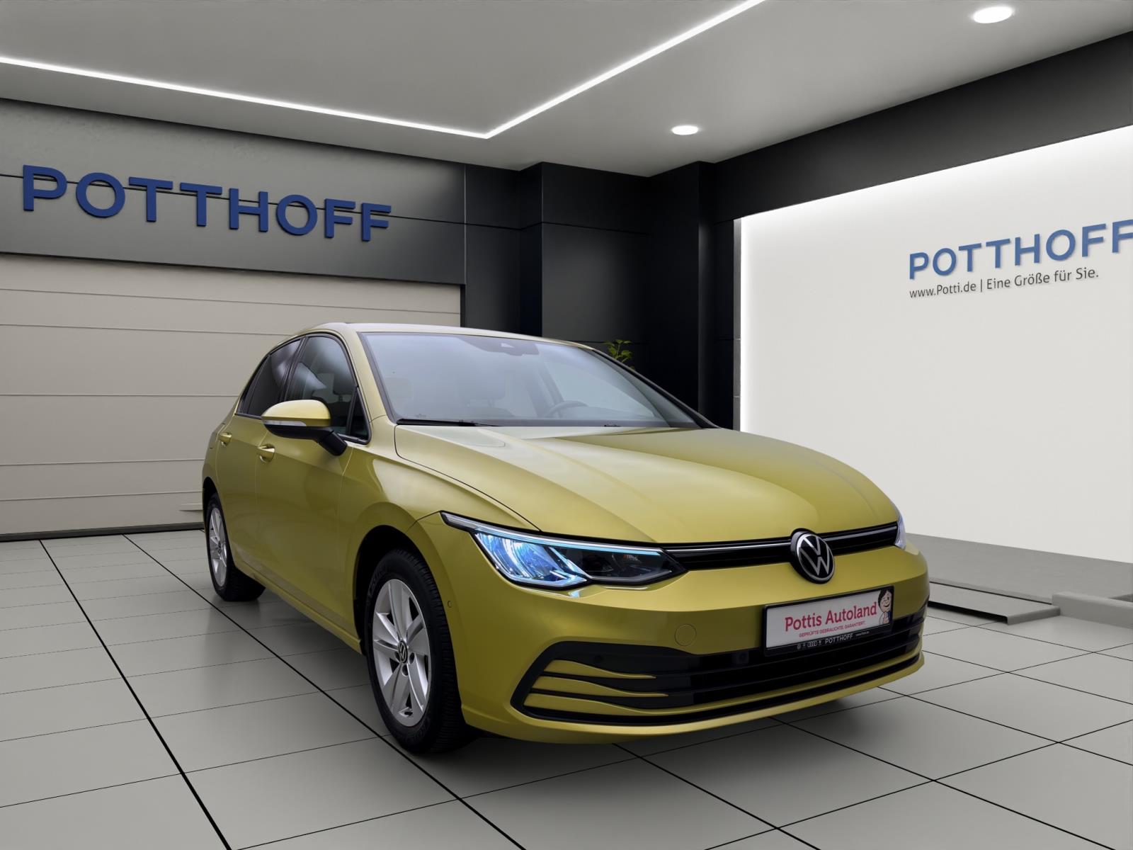 Volkswagen Golf 1.5 TSI LIFE STANDHZG AHK NAVI ACC