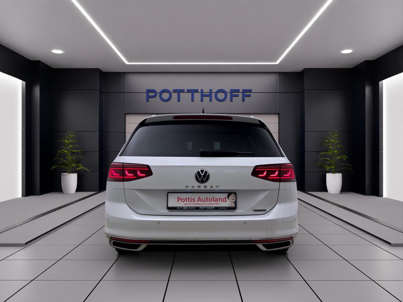 Volkswagen Passat Variant 2.0 TDI DSG 4M ELEGANCE AHK NAVI ACC IQ.LIGHT