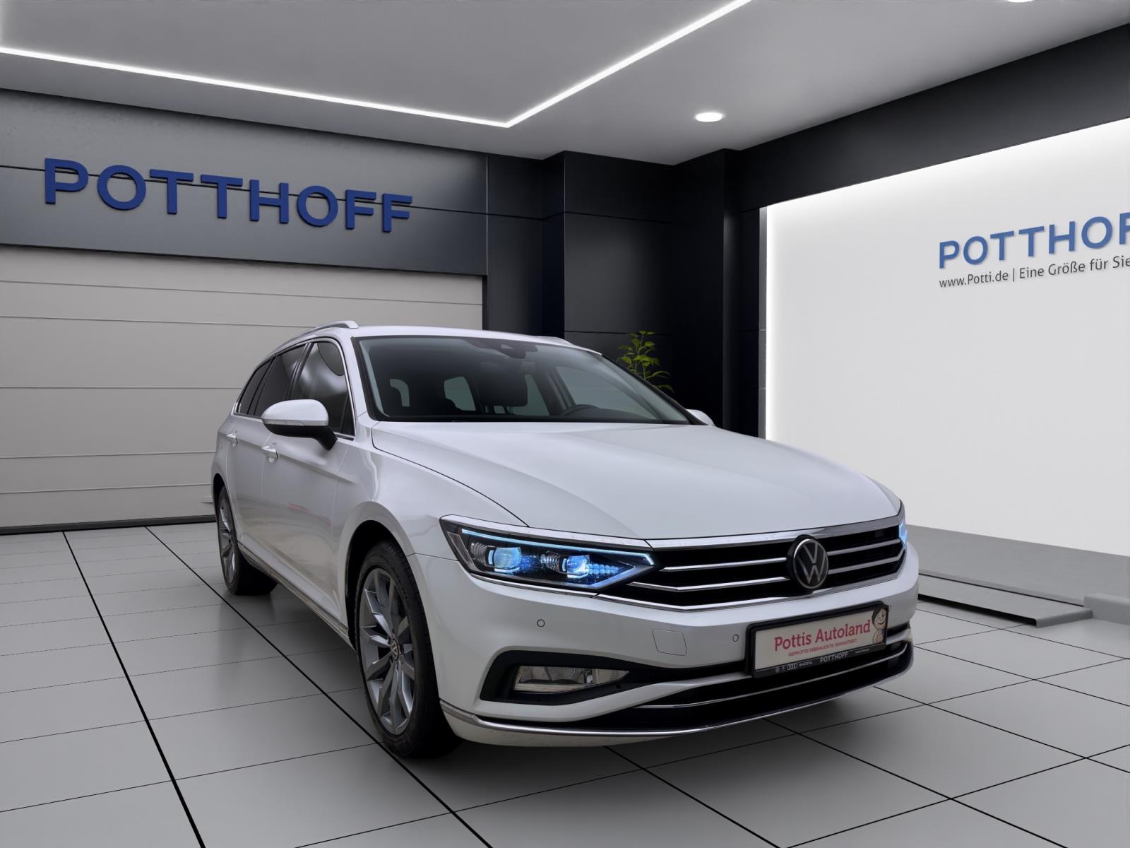 Volkswagen Passat Variant 2.0 TDI DSG 4M ELEGANCE AHK NAVI ACC IQ.LIGHT