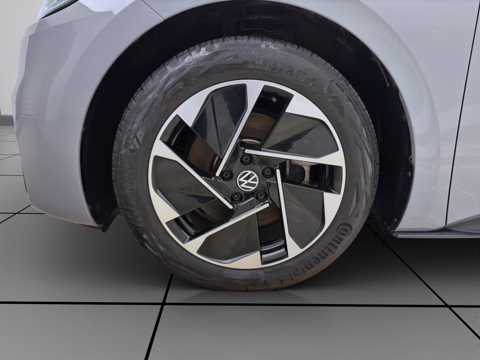 Volkswagen ID.3 PRO PERFORMANCE TECH PANO MATRIX ACC