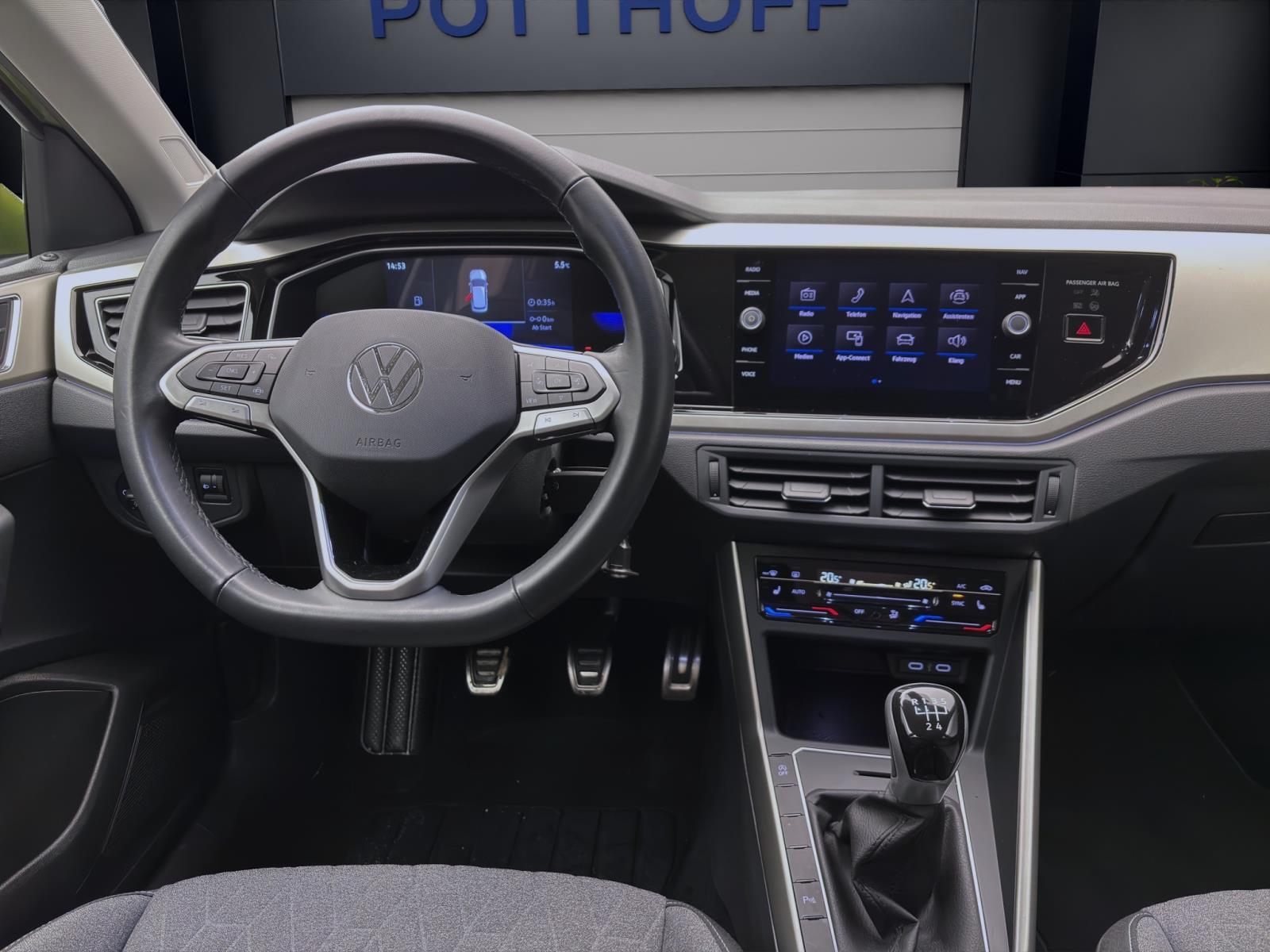Volkswagen Taigo 1.0 TSI MOVE AHK PDC LED SITZHZG