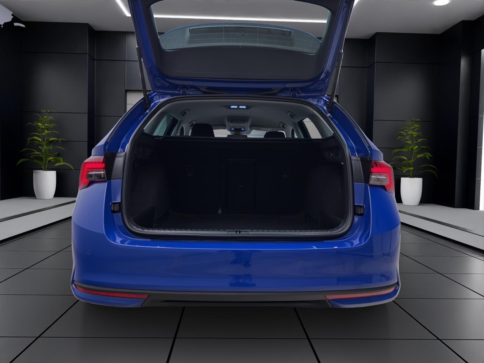 Skoda Octavia Combi 2.0 TDI DSG Selection AHK ACC PDC Kamera Matrix SmartLink