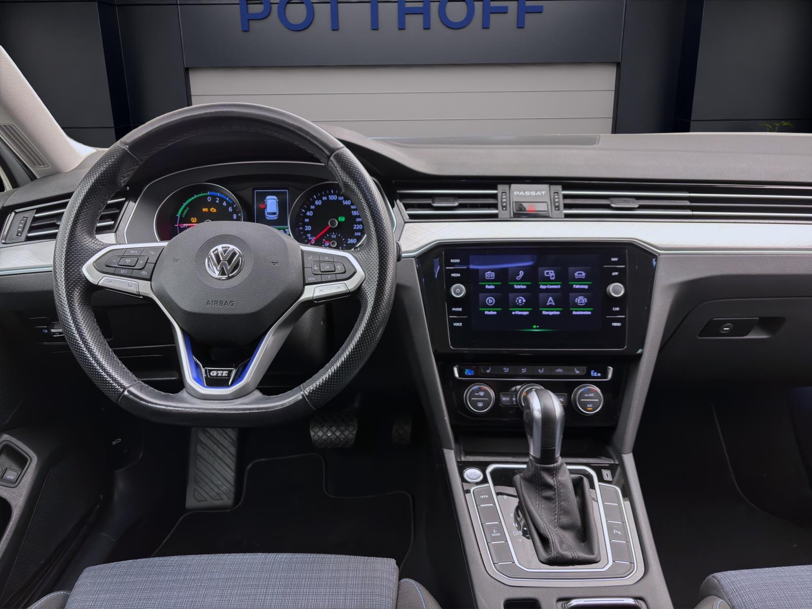 Volkswagen Passat Variant GTE AHK NAVI IQ.LIGHT