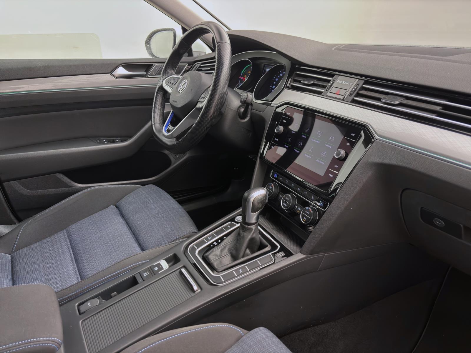 Volkswagen Passat Variant GTE AHK NAVI IQ.LIGHT
