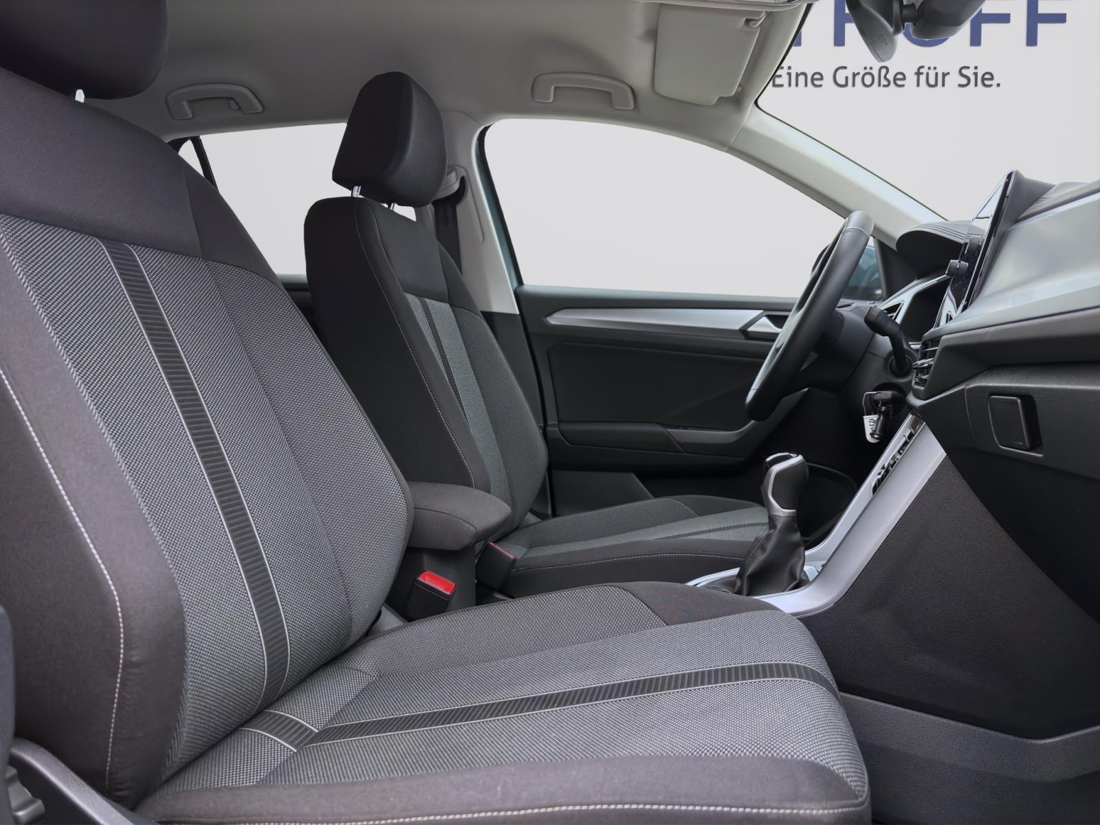 Volkswagen T-Roc 1.0 TSI LIFE NAVI PDC LED SITZHZG