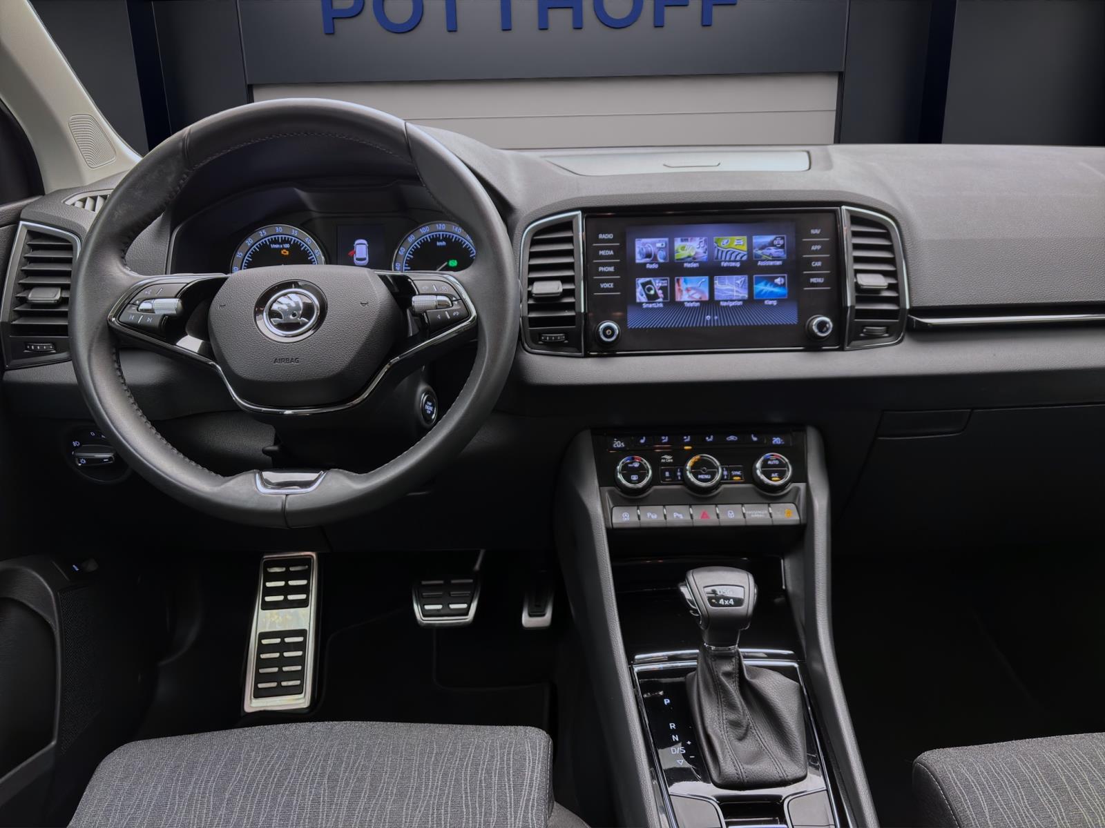 Skoda Karoq 2.0 TDI DSG 4x4 STYLE STANDHZG KAMERA PDC