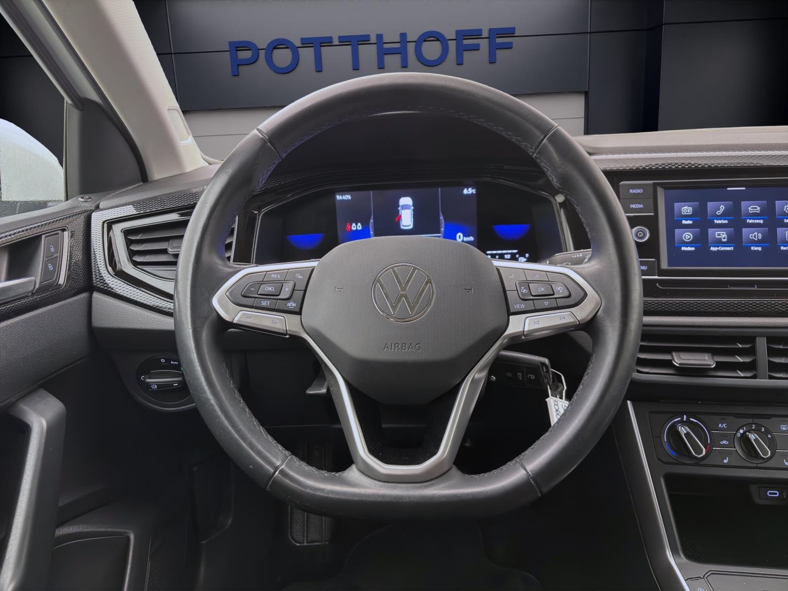 Volkswagen Polo 1.0 MPI LIFE PDC LED SITZHZG APPCONNECT