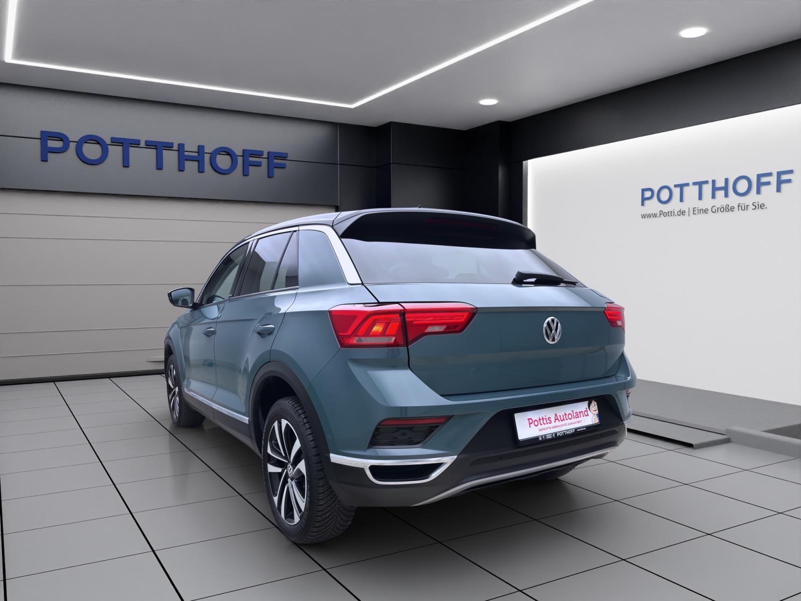 Volkswagen T-Roc 1.5 TSI IQ.DRIVE ACC SITZHZG APPCONNECT