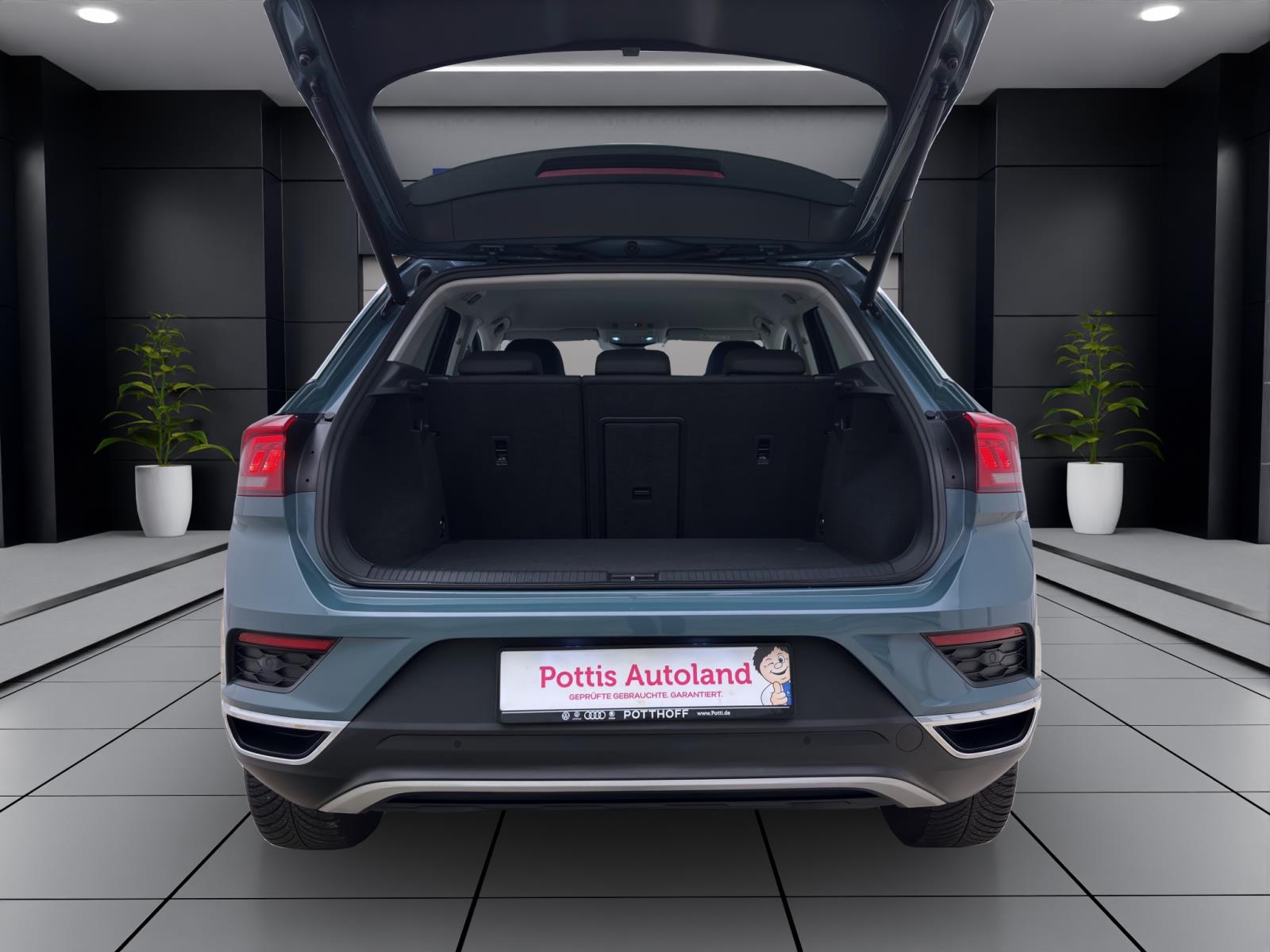 Volkswagen T-Roc 1.5 TSI IQ.DRIVE ACC SITZHZG APPCONNECT