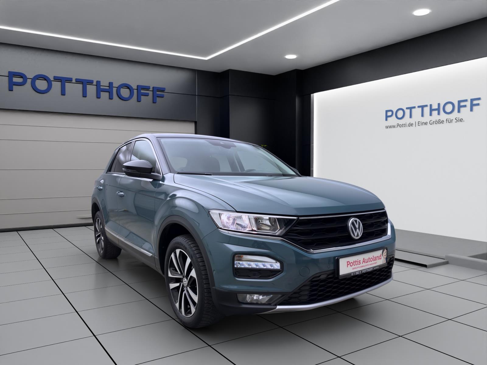 Volkswagen T-Roc 1.5 TSI IQ.DRIVE ACC SITZHZG APPCONNECT