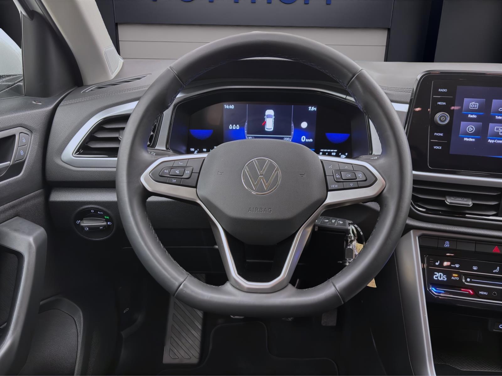 Volkswagen T-Roc 1.0 TSI LIFE NAVI PDC LED SITZHZG