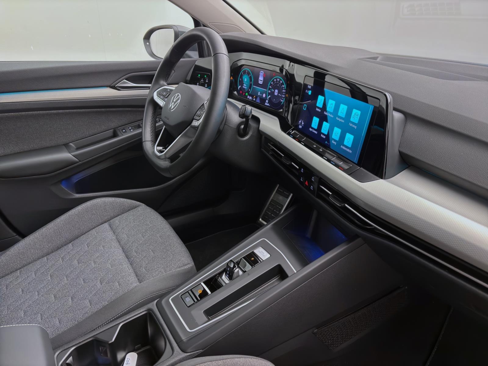 Volkswagen Golf 2.0 TDI DSG MOVE NAVI ACC KAMERA LED