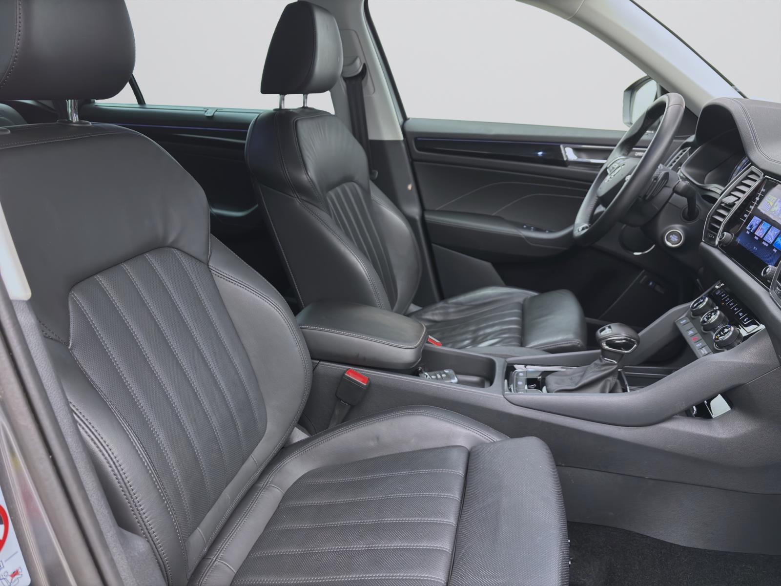Skoda Kodiaq 2.0 TDI DSG L&K AHK ACC PDC 360° Matrix SmartLink Kessy