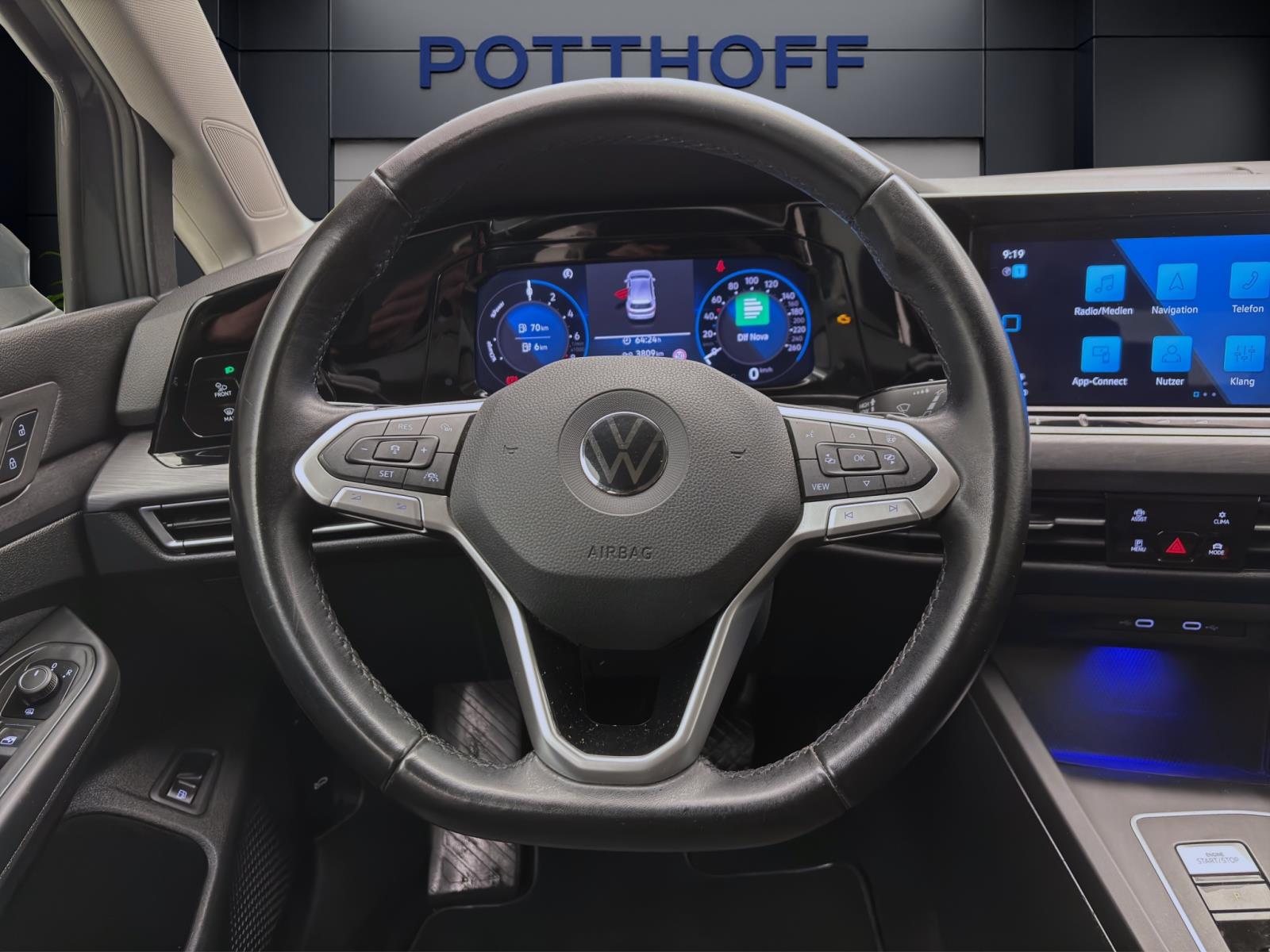 Volkswagen Golf 1.4 eHybrid STYLE ACC PDC LED+ NAVI