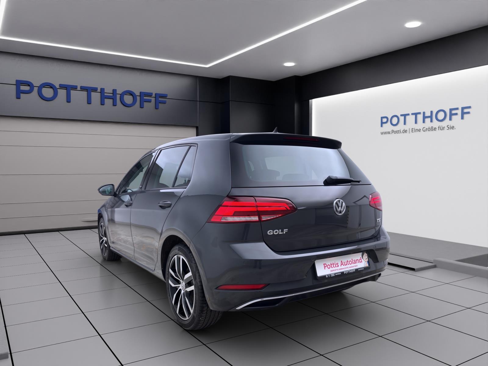 Volkswagen Golf 1.4 TSI SOUND PANO ACC PDC APPCONNECT