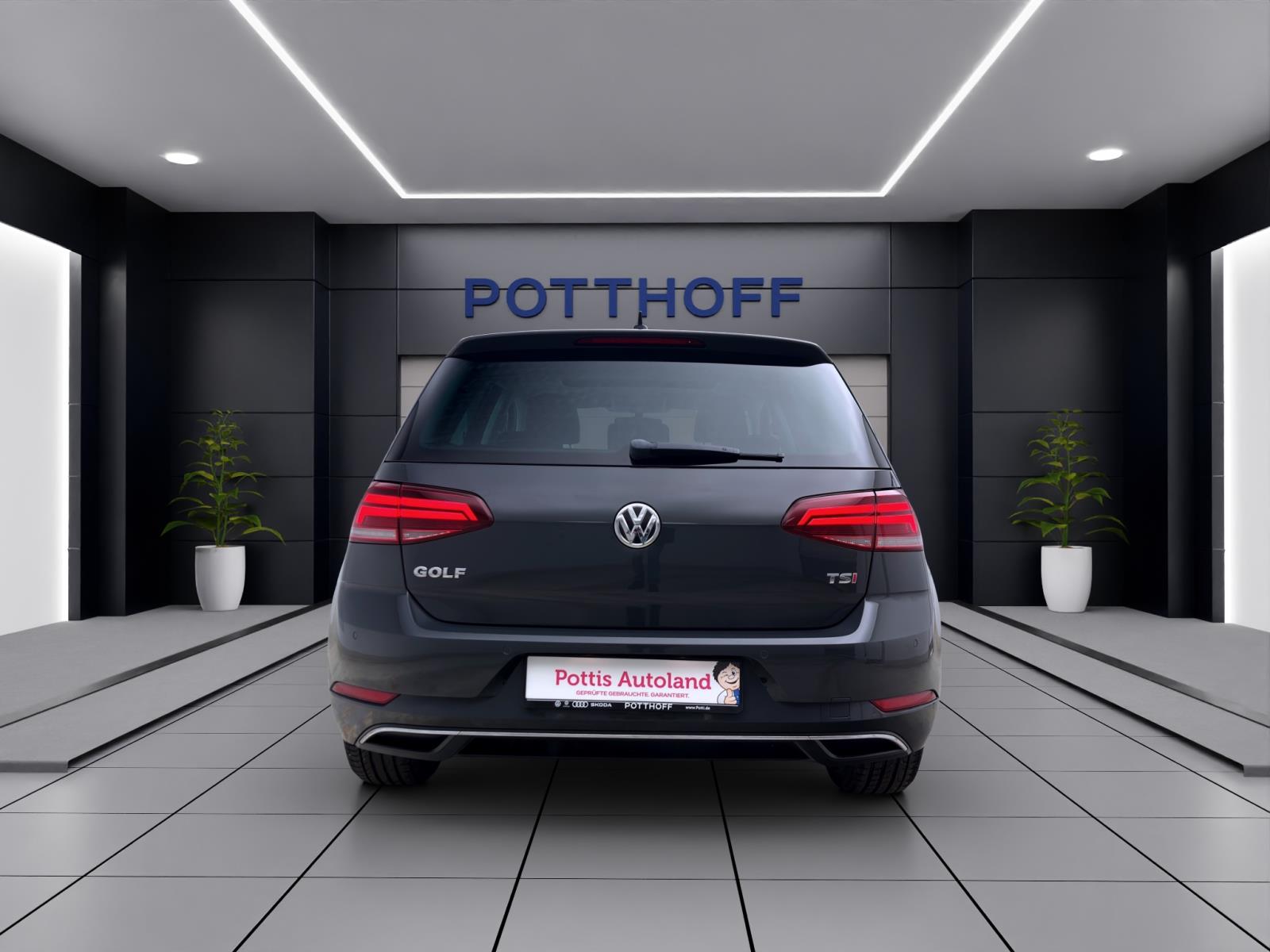 Volkswagen Golf 1.4 TSI SOUND PANO ACC PDC APPCONNECT