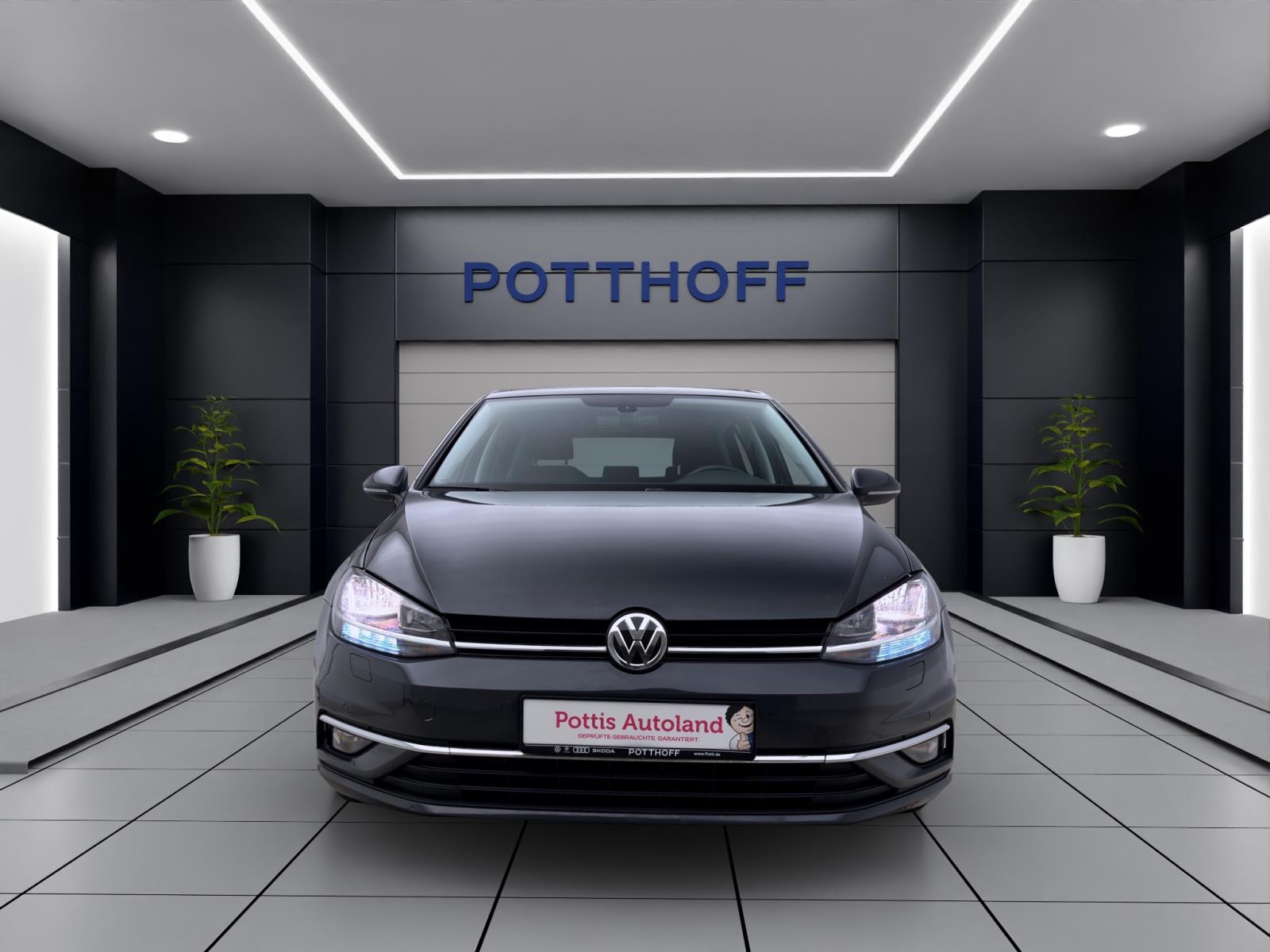 Volkswagen Golf 1.4 TSI SOUND PANO ACC PDC APPCONNECT