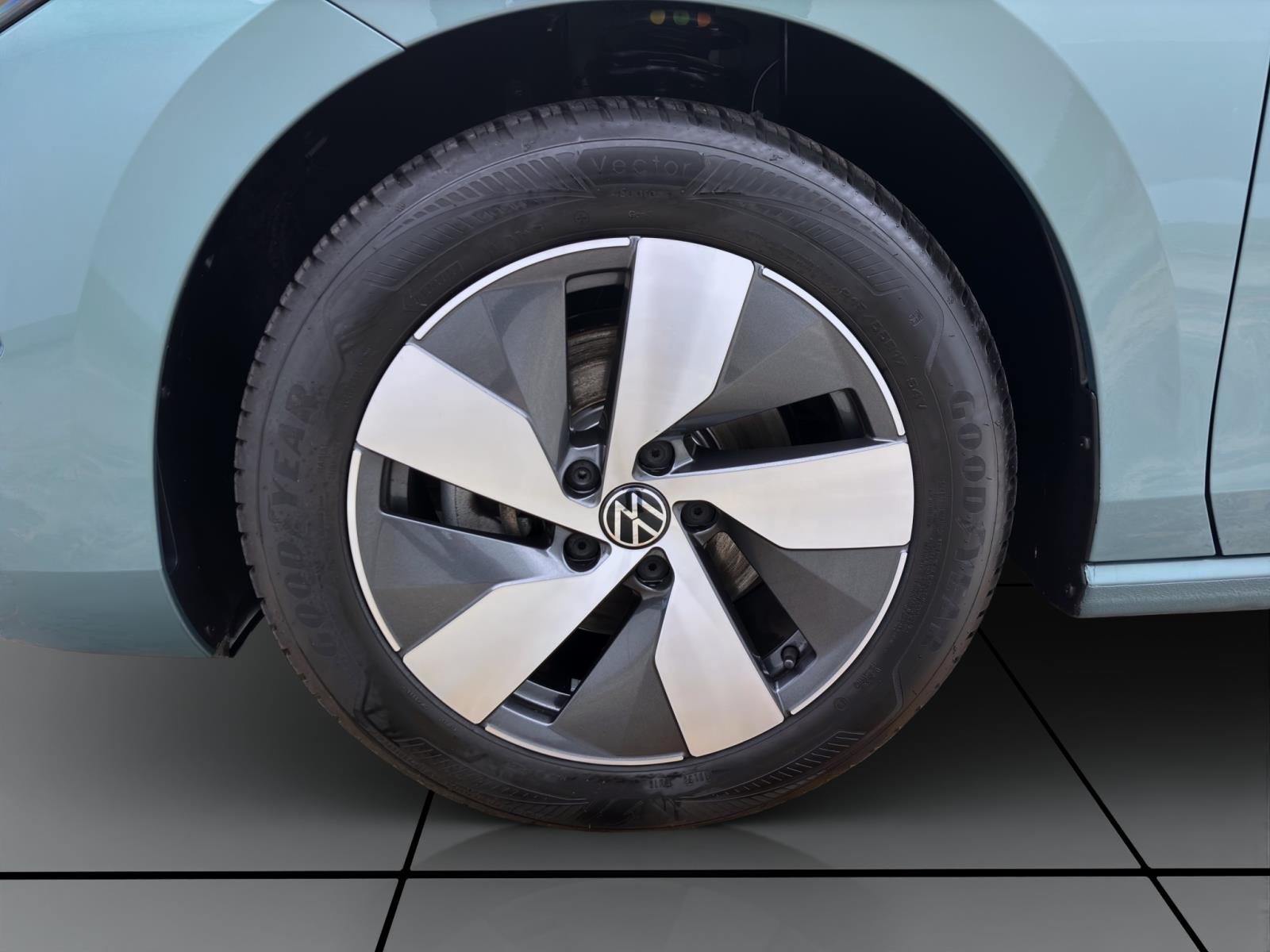 Volkswagen Passat Variant 2.0 TDI DSG BUSINESS AHK NAVI ACC KAMERA LED