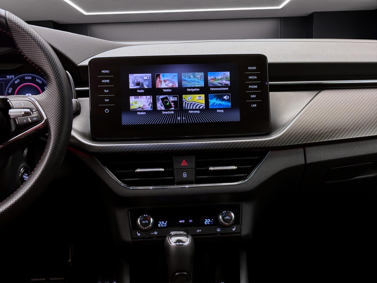 Skoda Kamiq 1.0 TSI DSG Monte Carlo Pano PDC LED Sitzhzg VirtCockpit