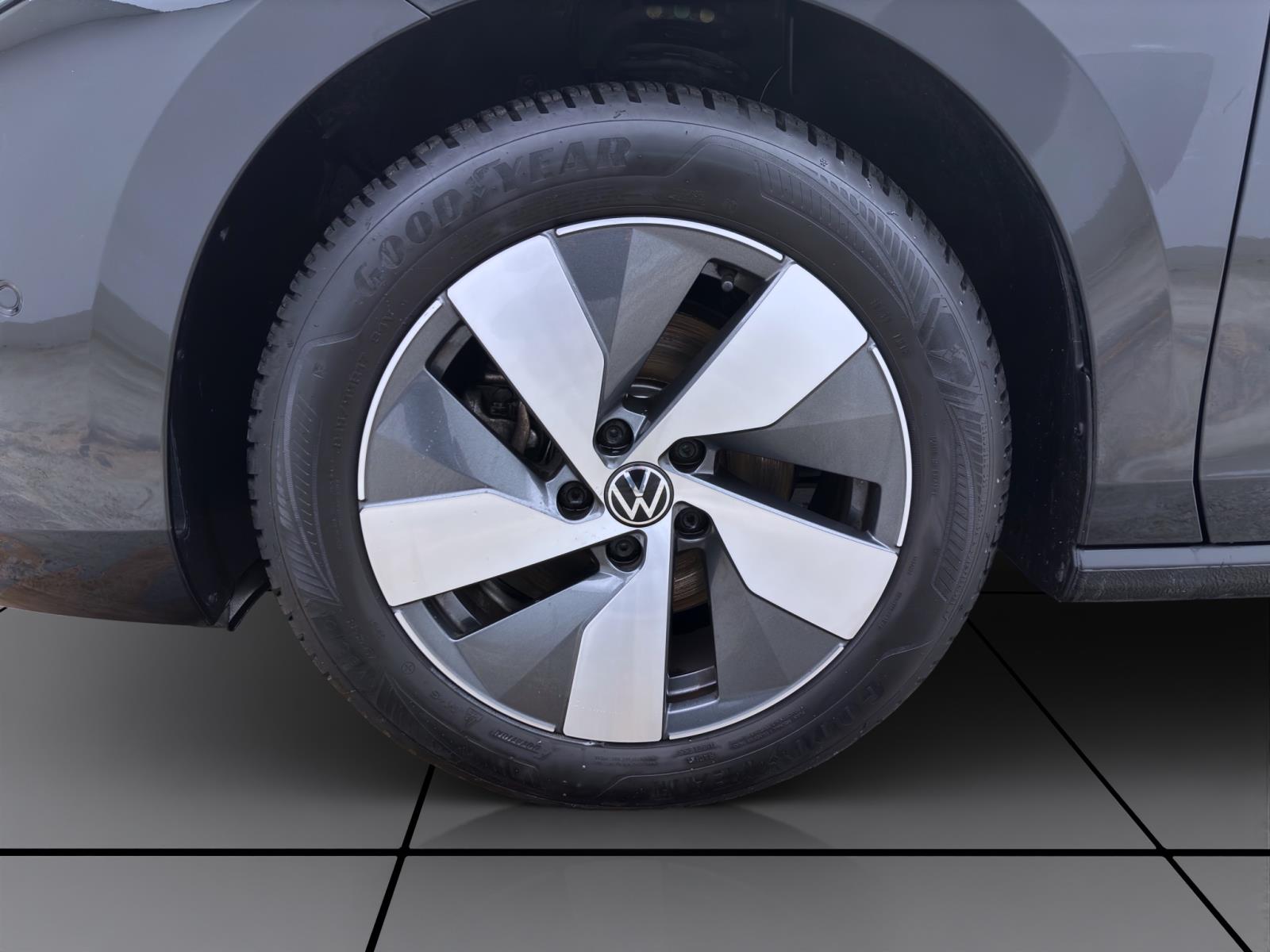 Volkswagen Passat Variant 1.5 eTSI DSG BUSINESS AHK NAVI ACC KAMERA