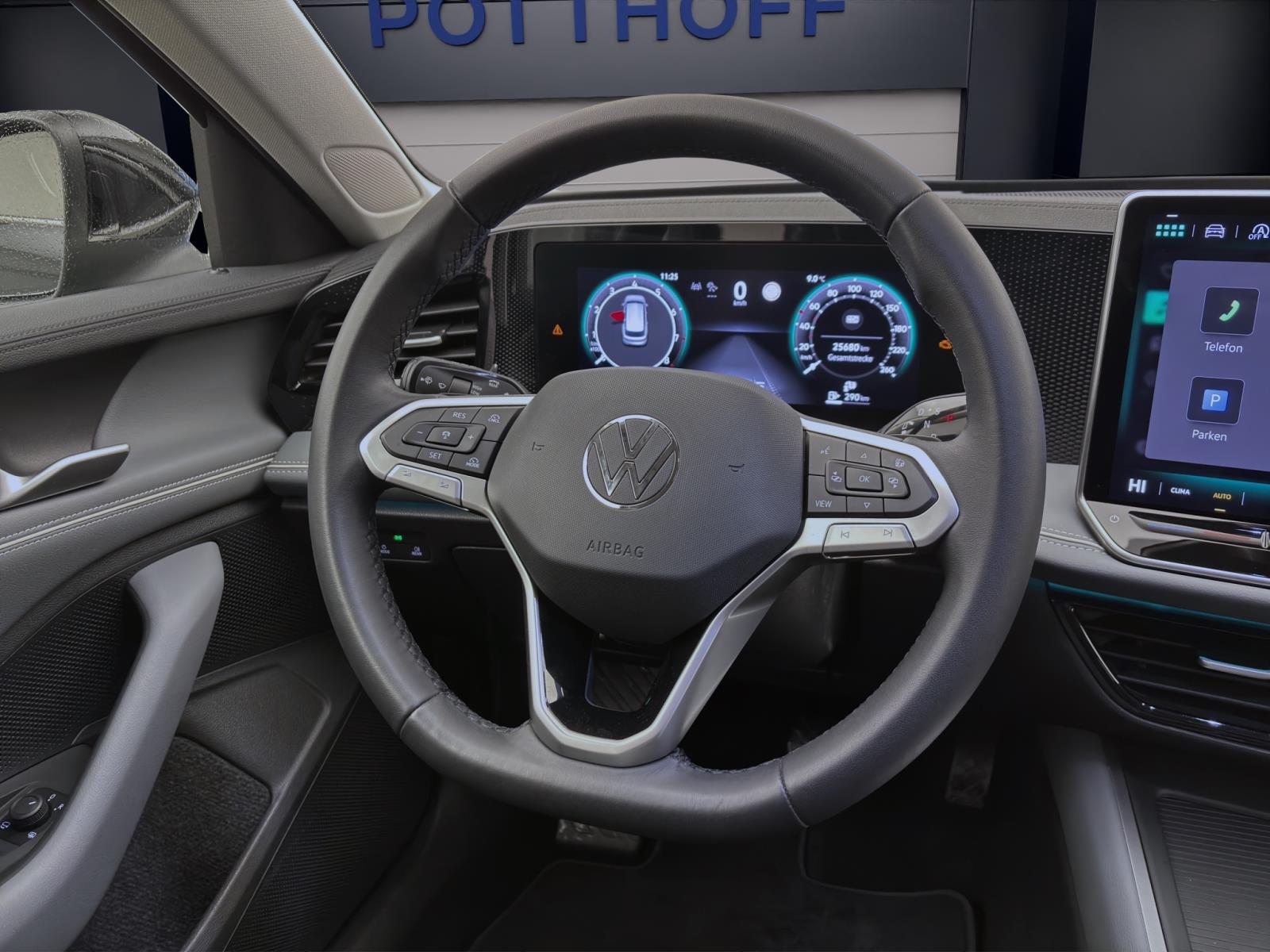 Volkswagen Passat Variant 1.5 eTSI DSG BUSINESS AHK NAVI ACC KAMERA