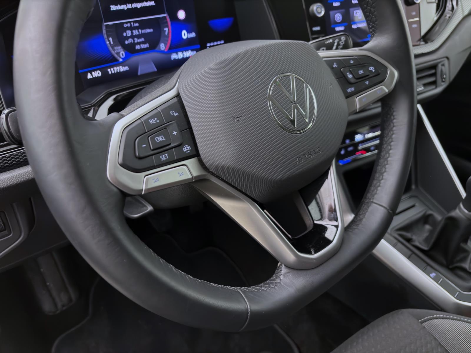 Volkswagen Polo 1.0 MPI LIFE NAVI PDC LED SITZHZG