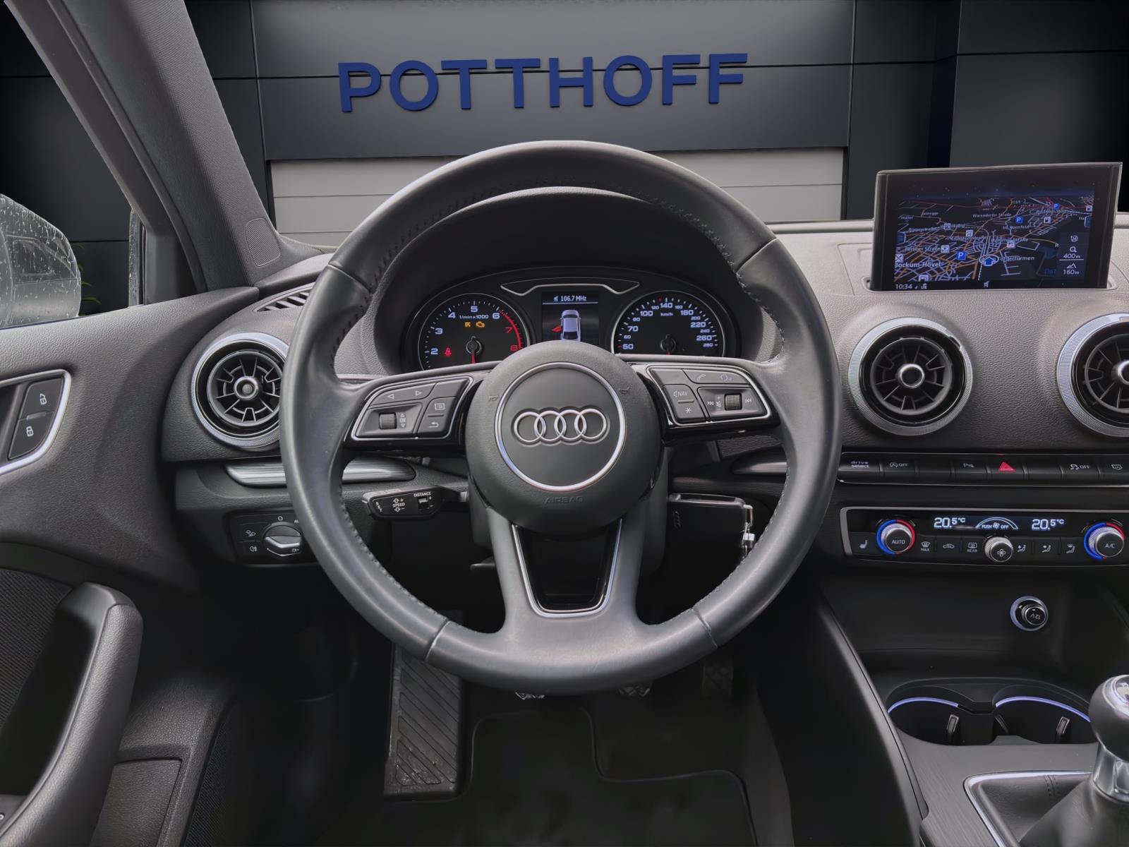Audi A3 Limousine 1.5 TFSI Sport ACC Navi Sitzhzg Sportsitze