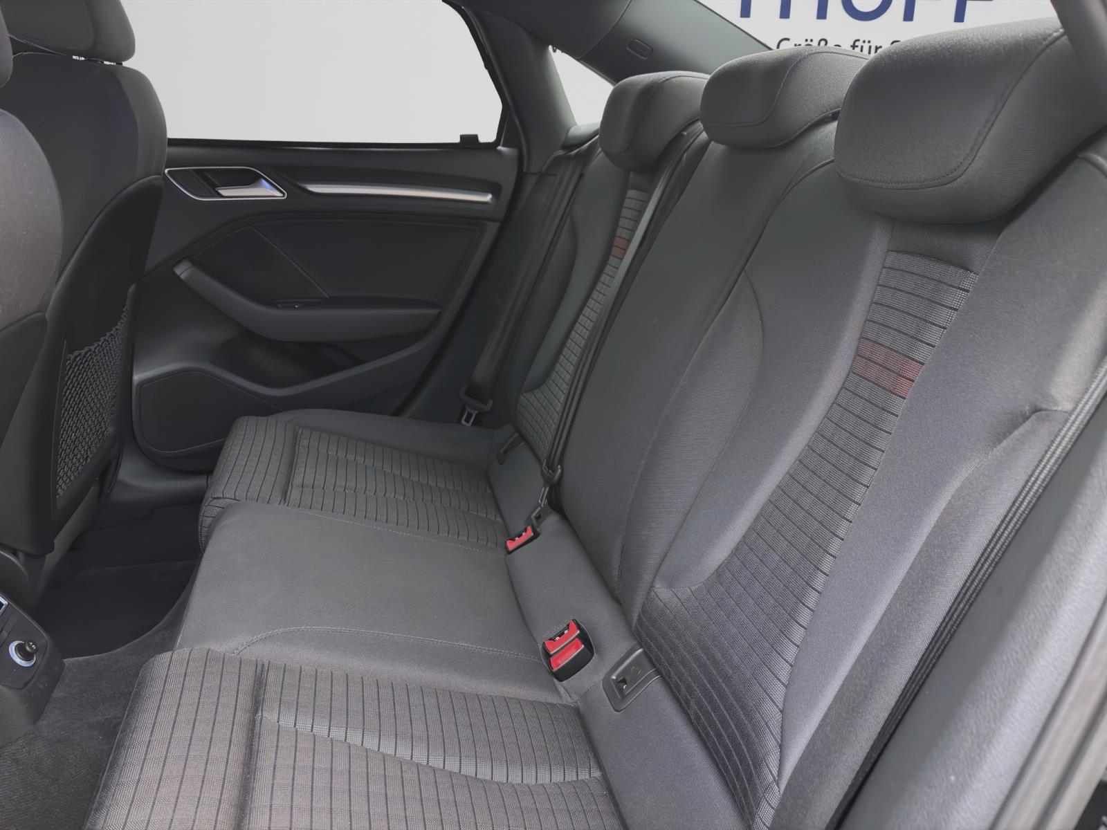 Audi A3 Limousine 1.5 TFSI Sport ACC Navi Sitzhzg Sportsitze
